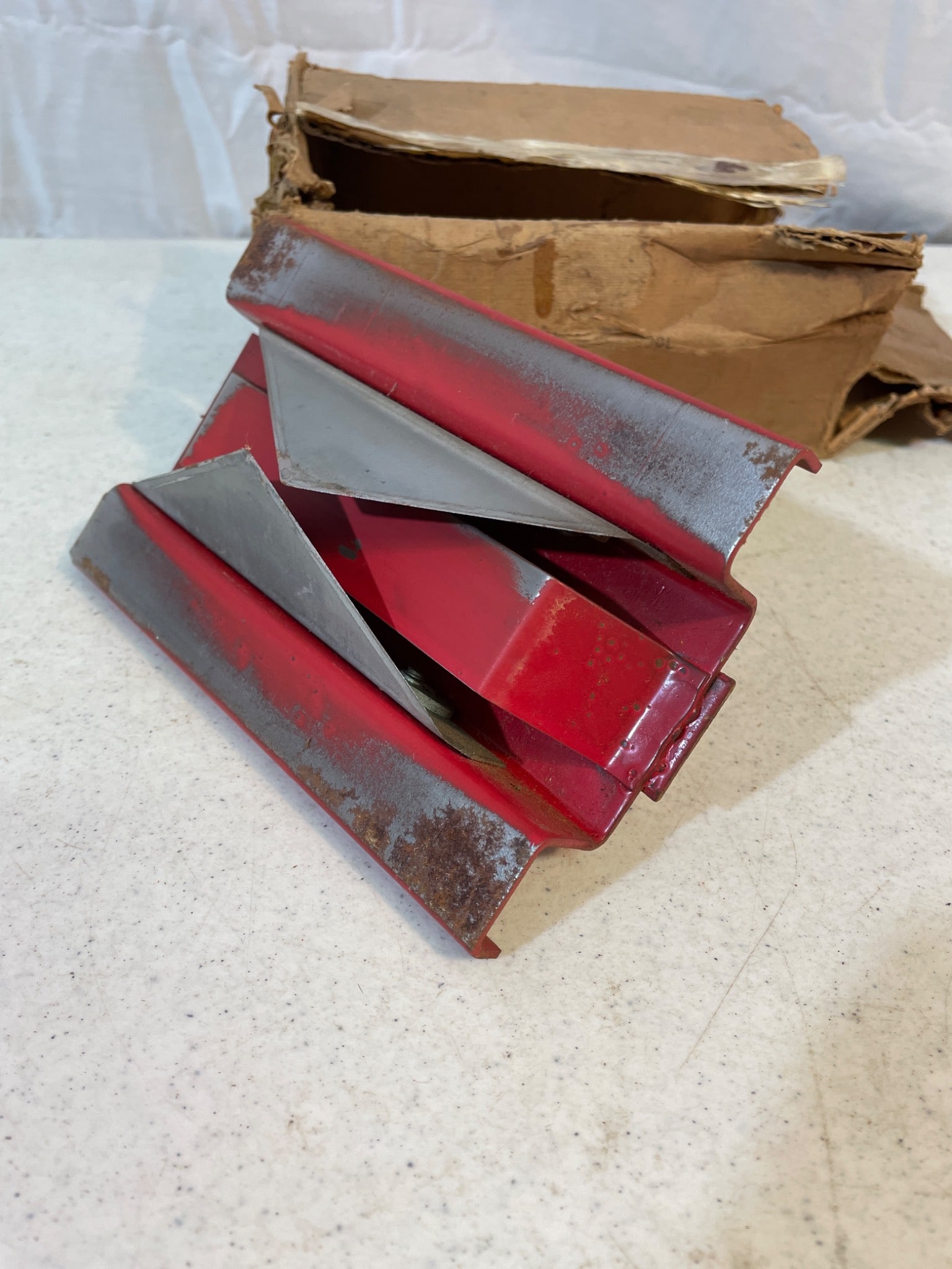 Red Metal Aircraft Structural Tool with Box by AirCraft, Inc. - 3