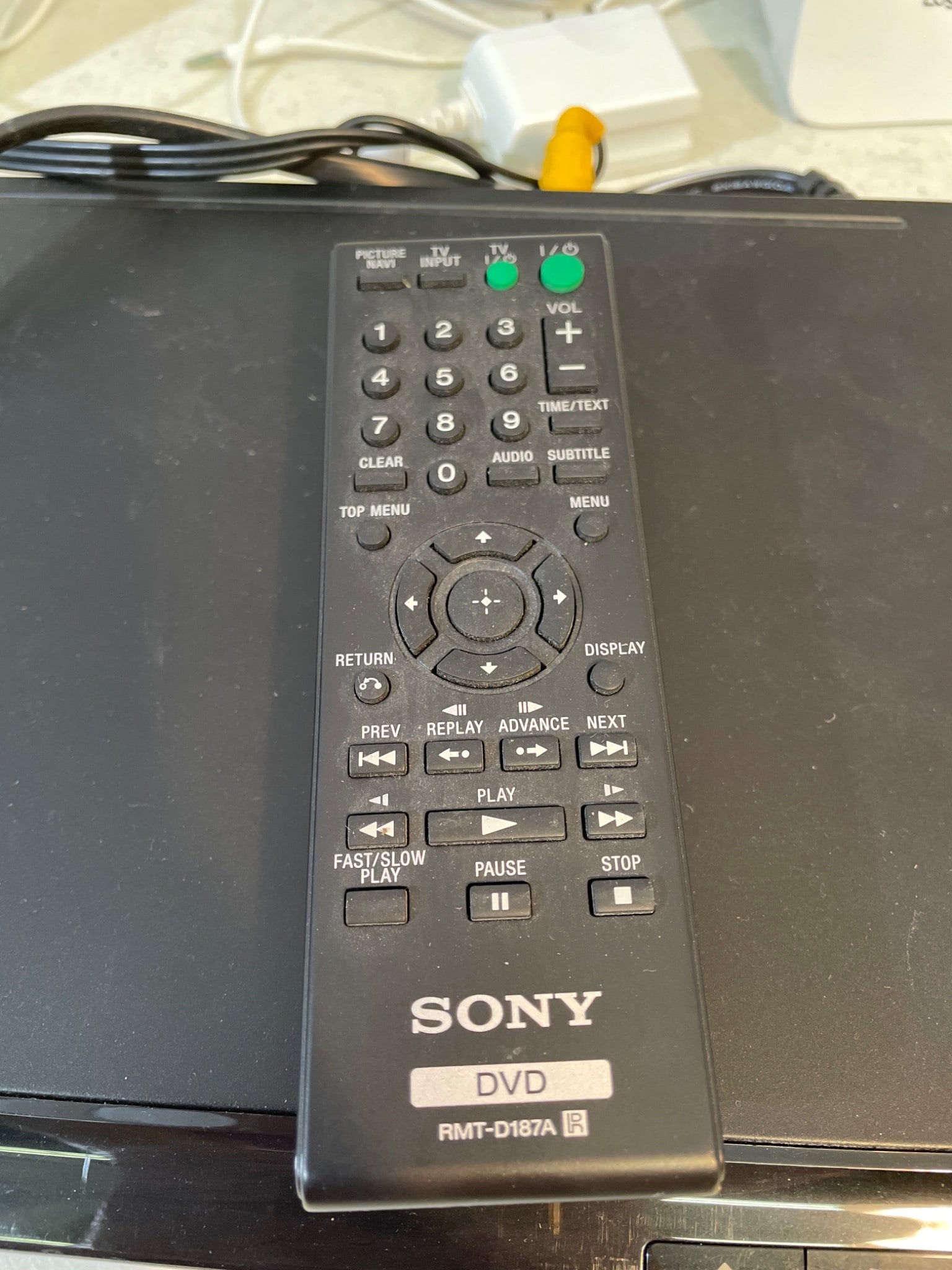 Sony DVD Player DVP-SR210P with Remote and Logitech Speakers - 2