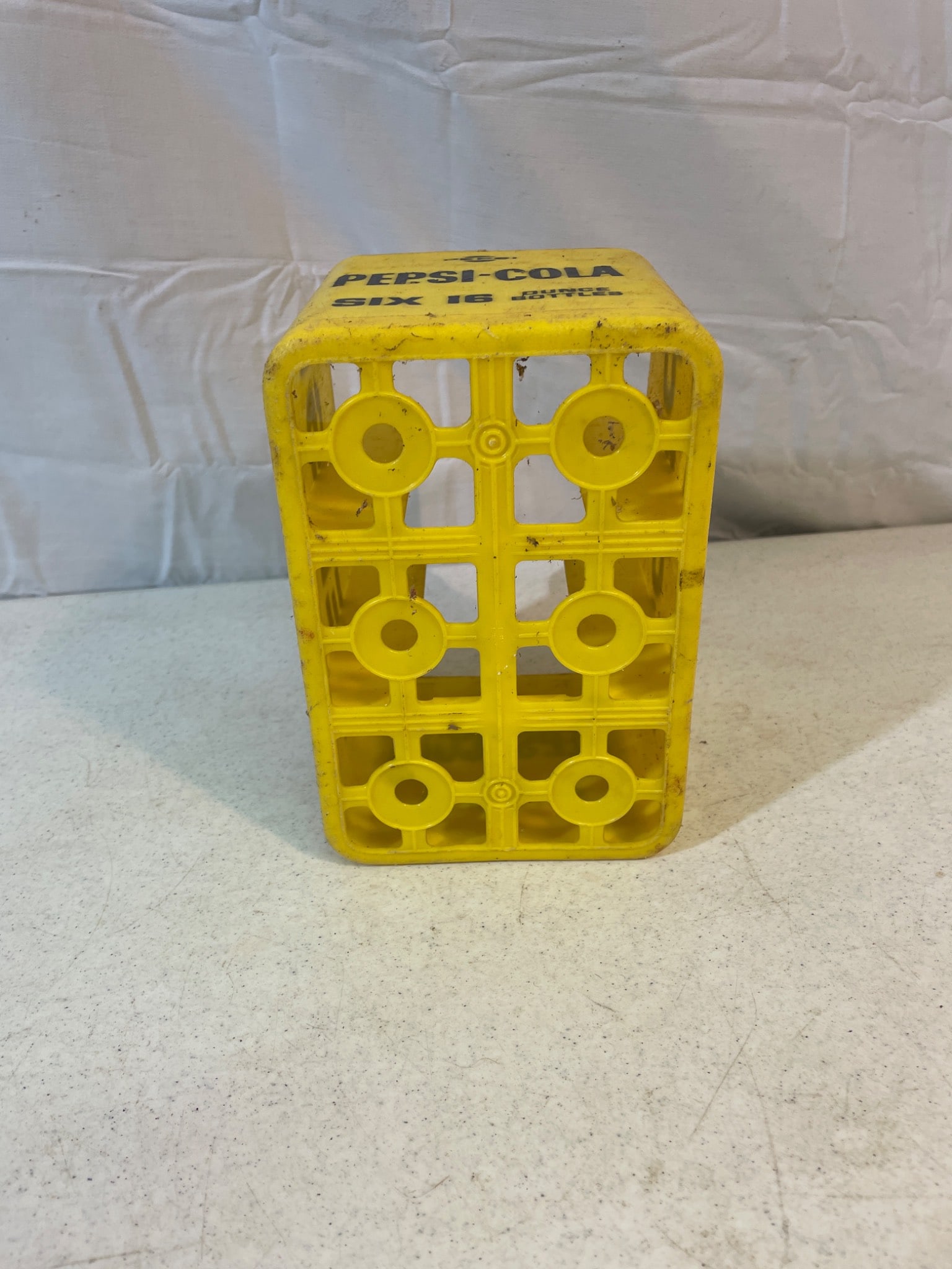 Pepsi-Cola Yellow Six-Bottle Plastic Crate Carrier for Pint and 16-Ounce Bottles - 3