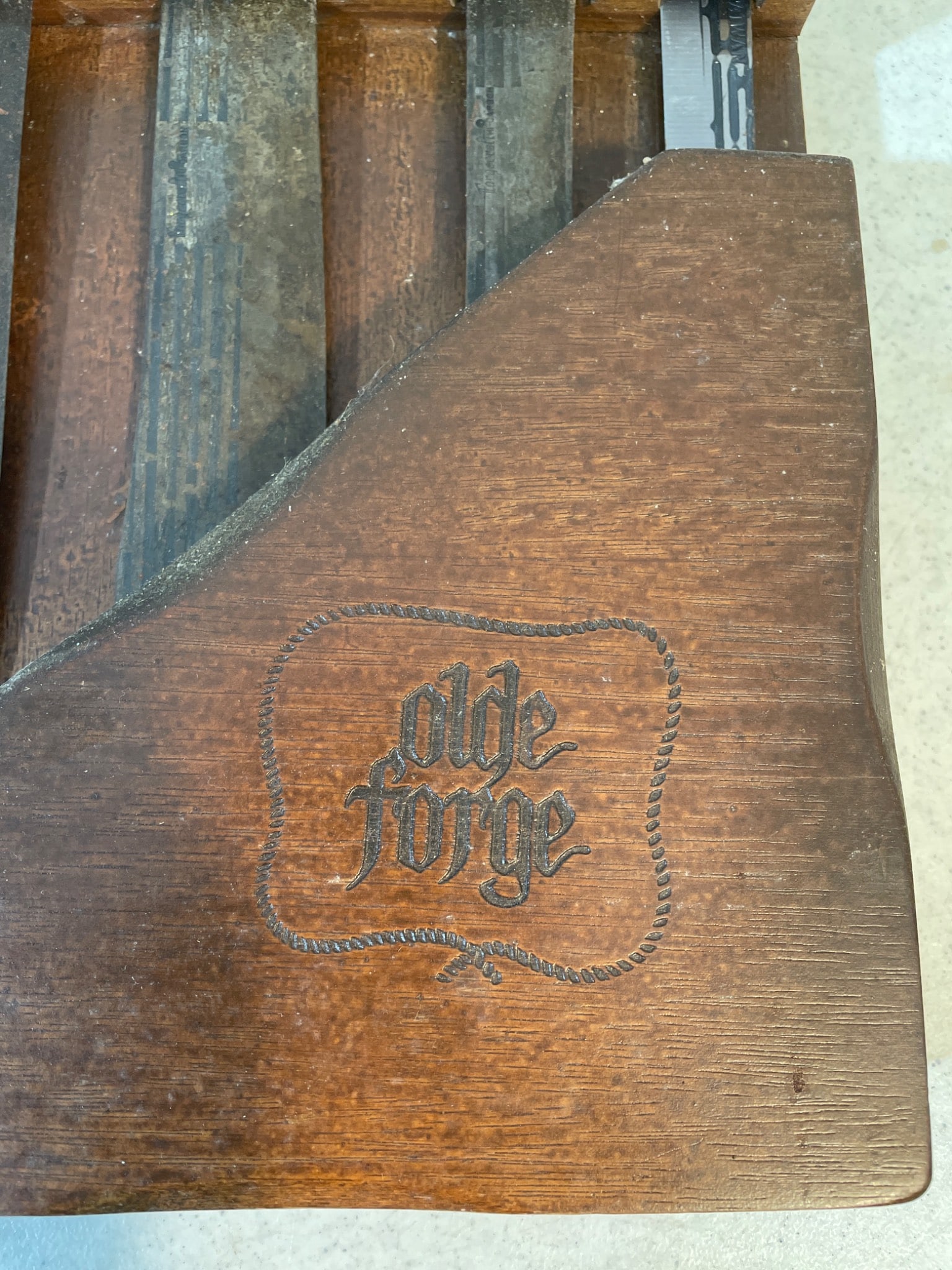 Four 'Olde Forge' Knives with Wooden Block Holder - 2