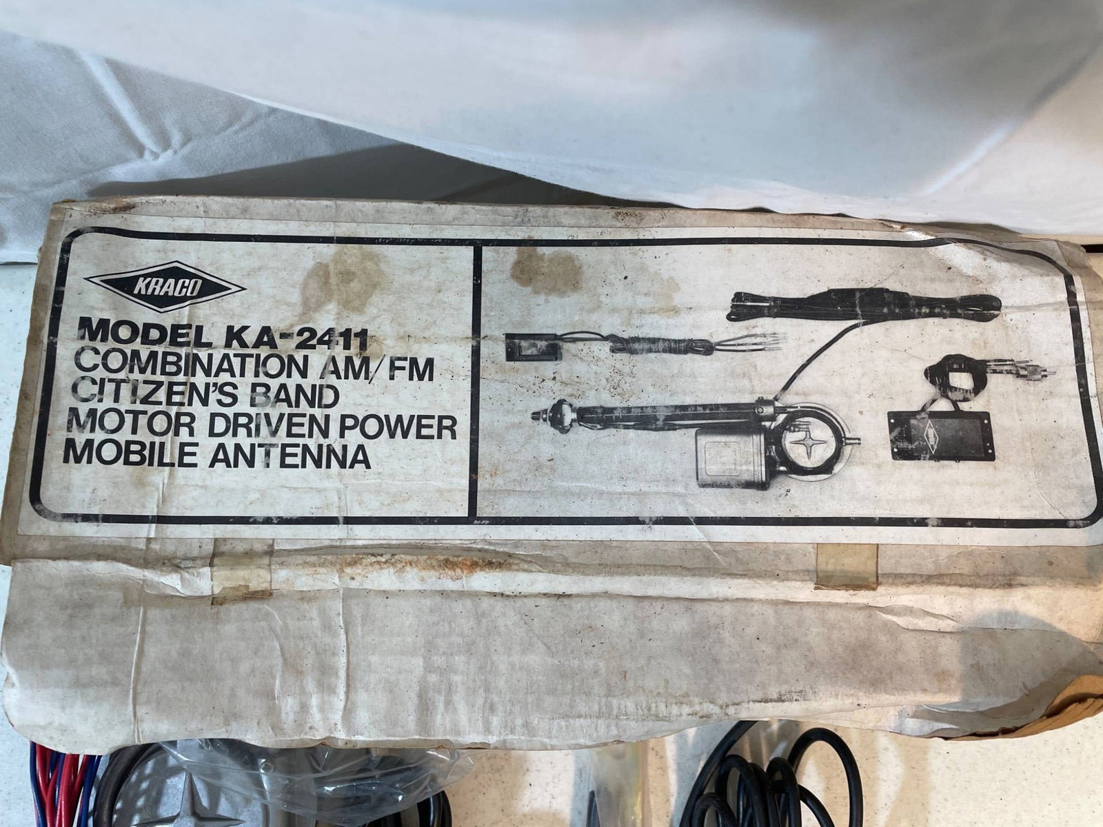 Trunk Model KA-2411 Motor Driven Power Mobile Antenna - 2