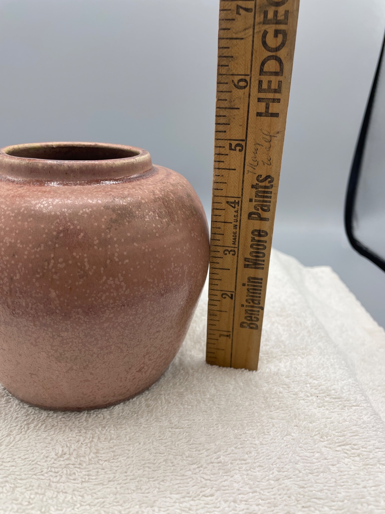 Cherokee Pottery Small Brown Jar with Maker's Mark - 5