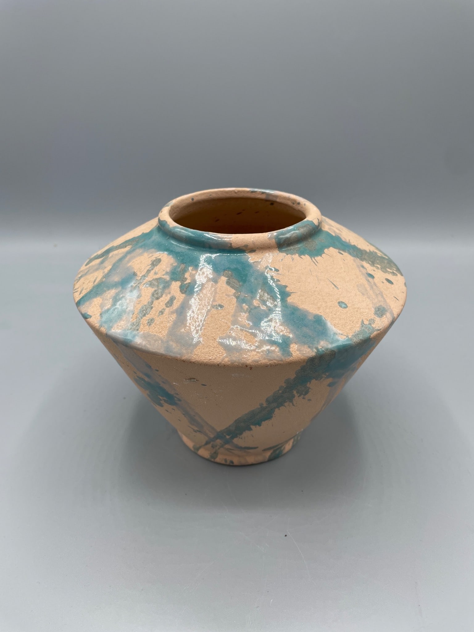 Planter Vase by Haeger Pottery, Made in USA, Beige With Green Glaze - 2