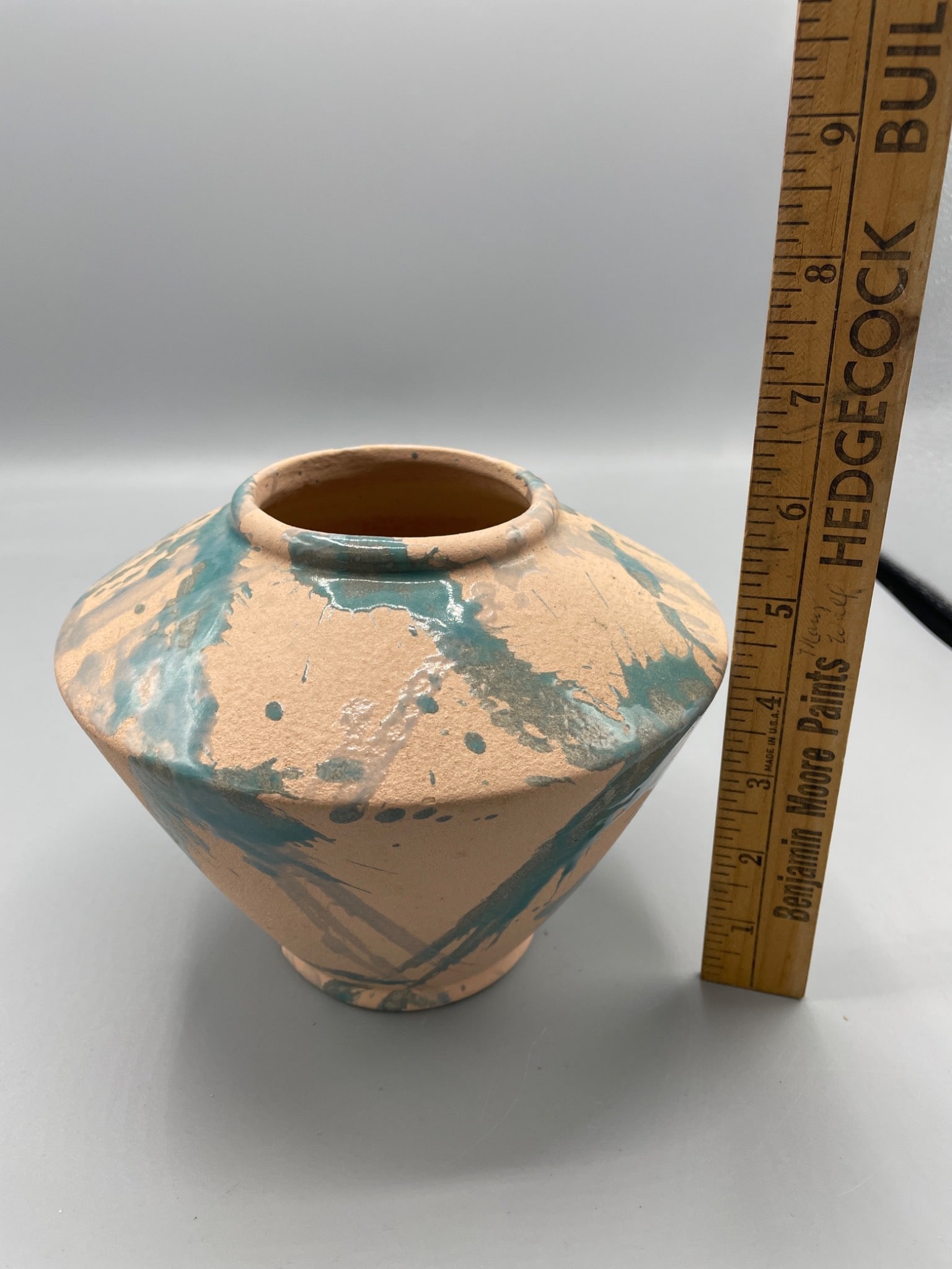 Planter Vase by Haeger Pottery, Made in USA, Beige With Green Glaze - 5