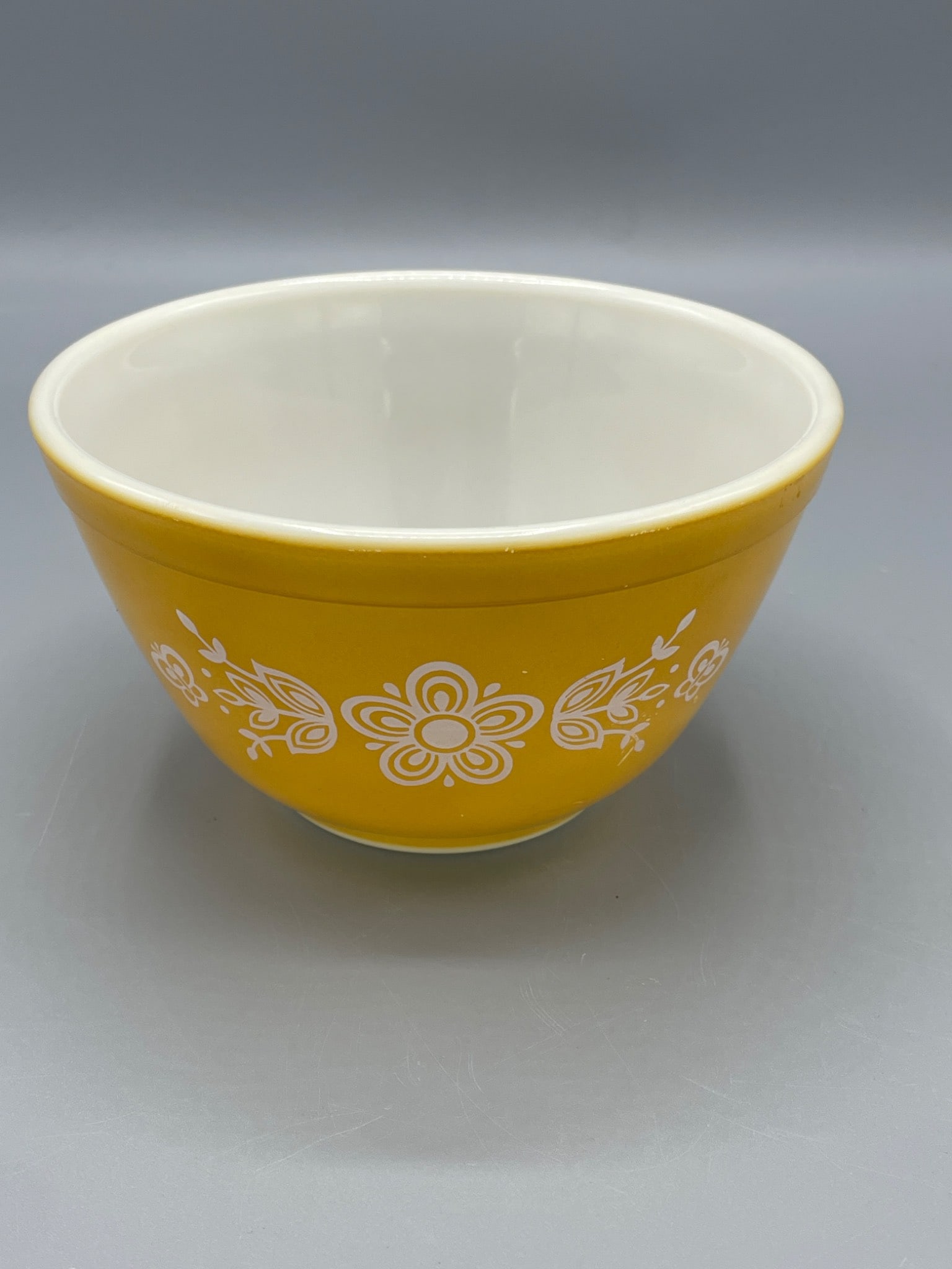 Pyrex 403-750ml Mixing Bowl by Corning, Yellow Floral Pattern (1 of 6)