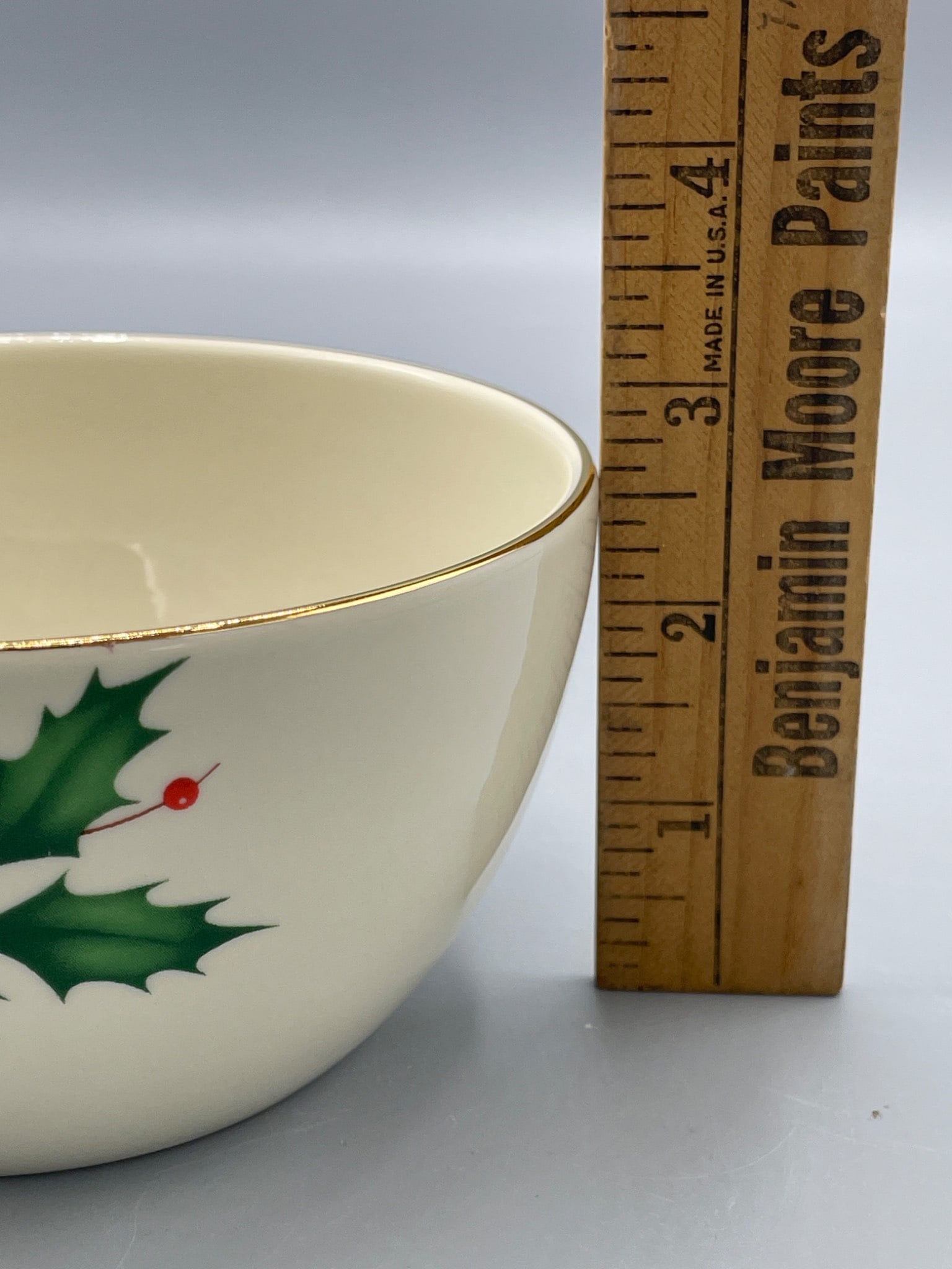 Lenox Holiday Bowl with Gold Accent Rim, 4-Inch Diameter - 6