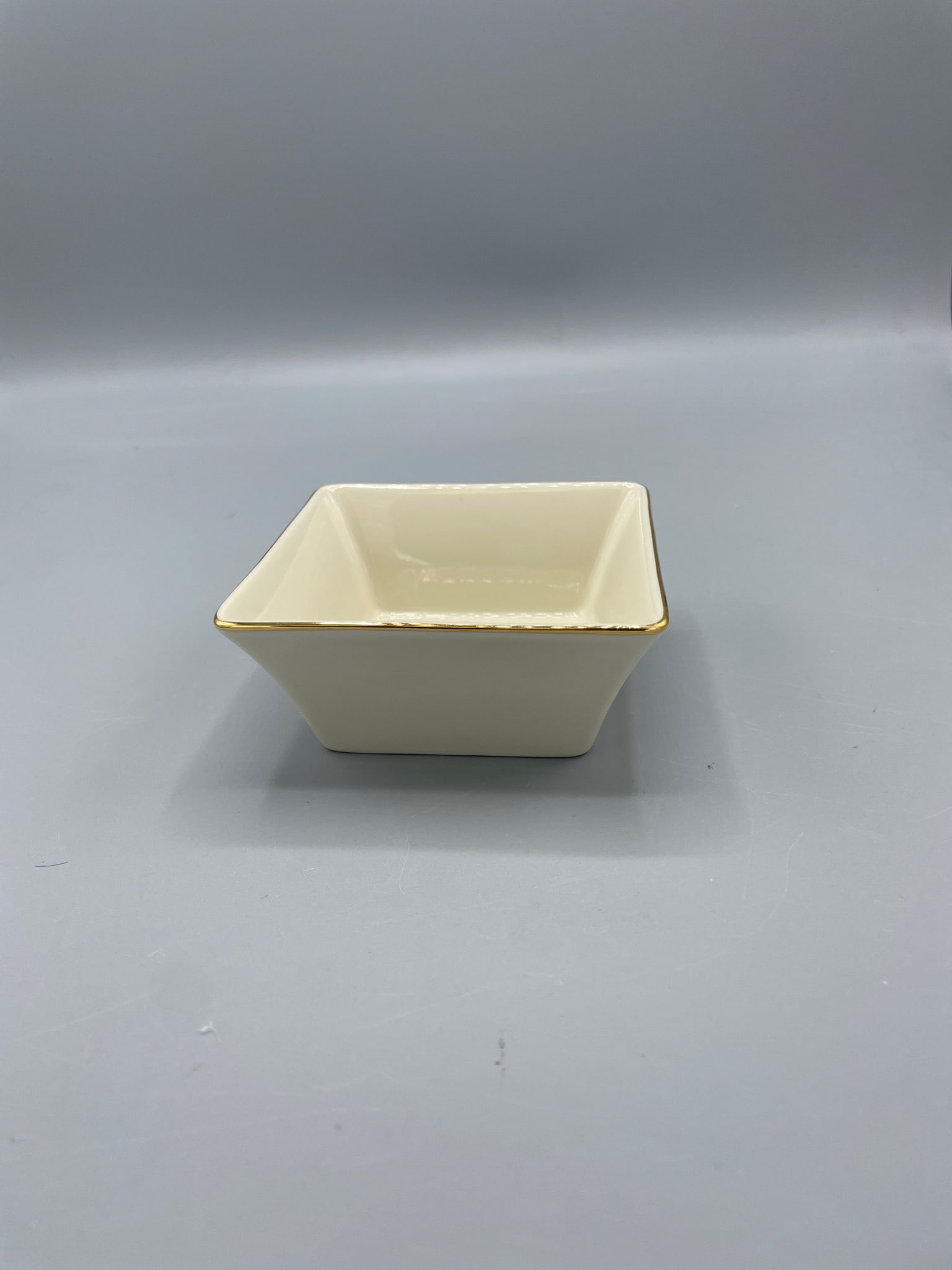 Lenox Dimension Collection Holiday Square Bowl With Gold Trim - 2