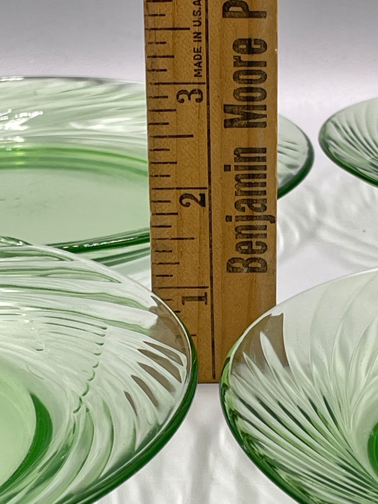 12 Pyrex Green Depression Glass Plates with Swirl Pattern - 6