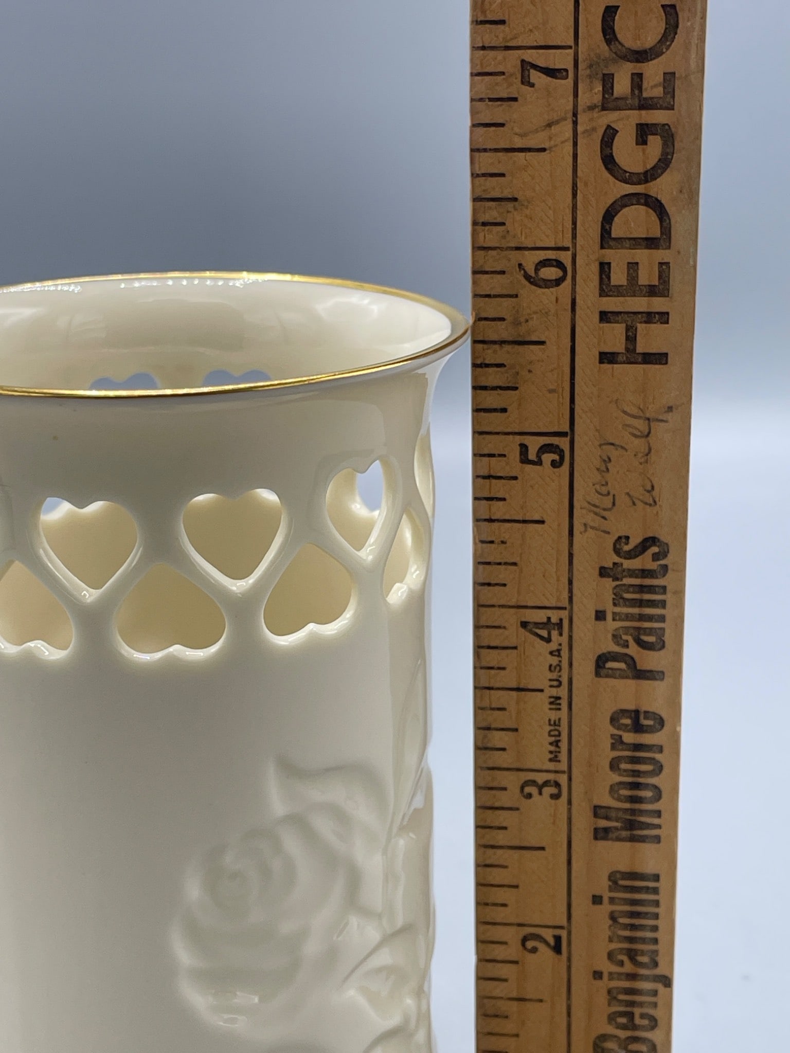 Lenox Ivory Vase With Heart Cutwork and Embossed Rose Design, Gold Trim - 6