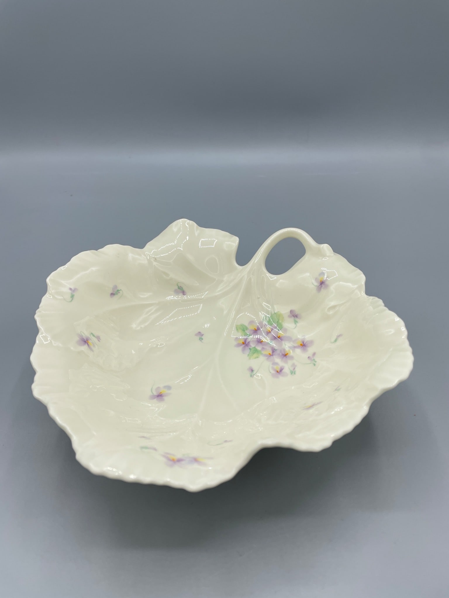 Mikasa Ivory Bone China Bowl, Lila Pattern, Model B2006, Made in Japan - 2