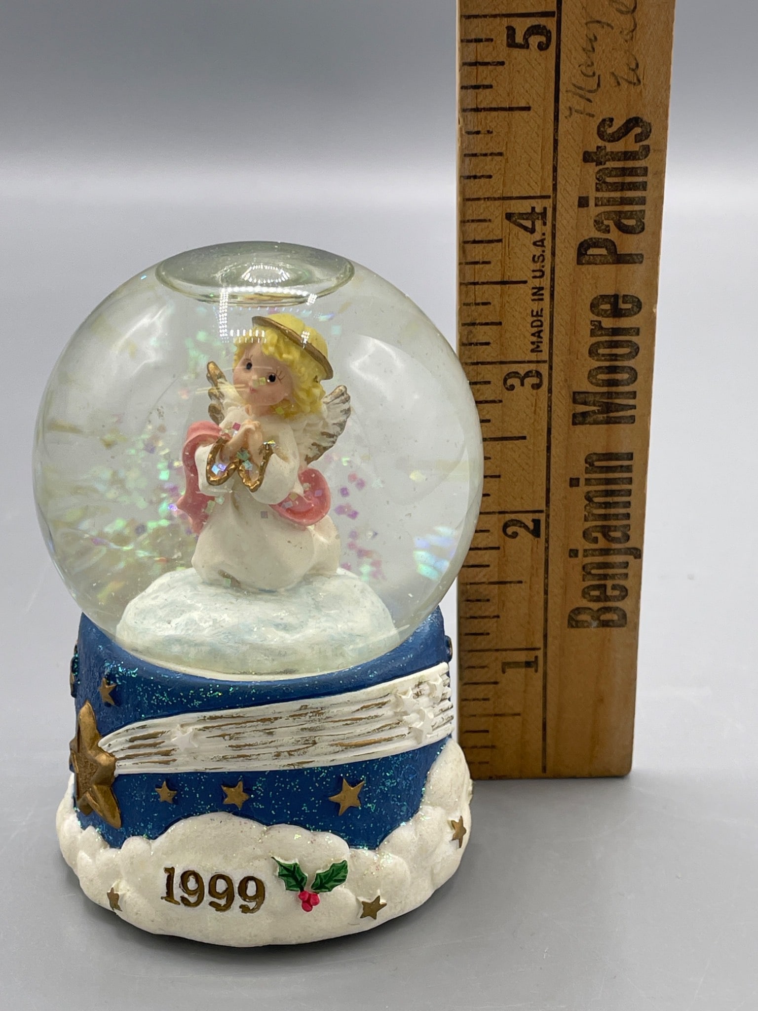 San Francisco Music Box Co. 1999 Angel Snow Globe - 4
