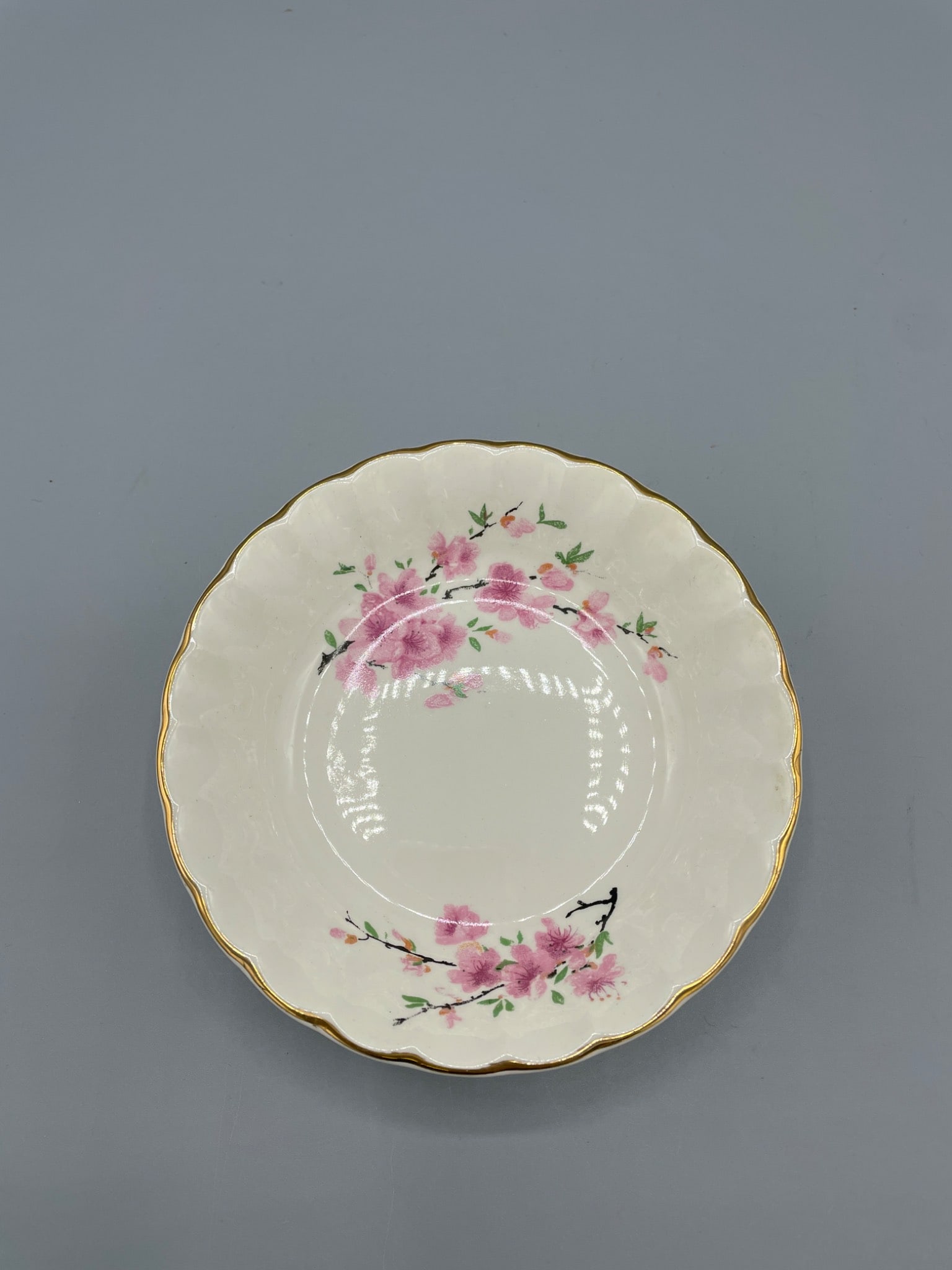 W.S. George Bolero 136D Pink Floral Pattern Bowl with Gold Trim - 2