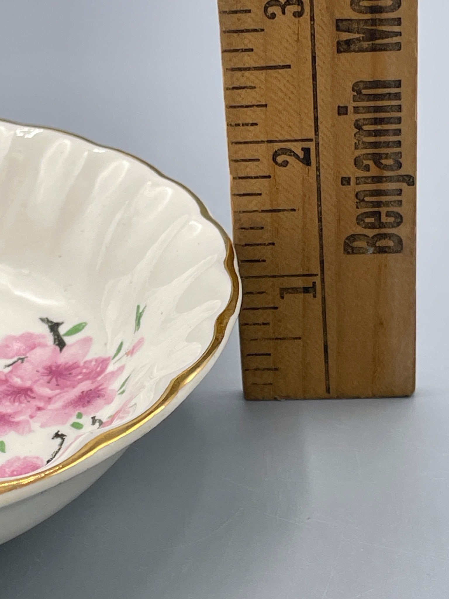 W.S. George Bolero 136D Pink Floral Pattern Bowl with Gold Trim - 5
