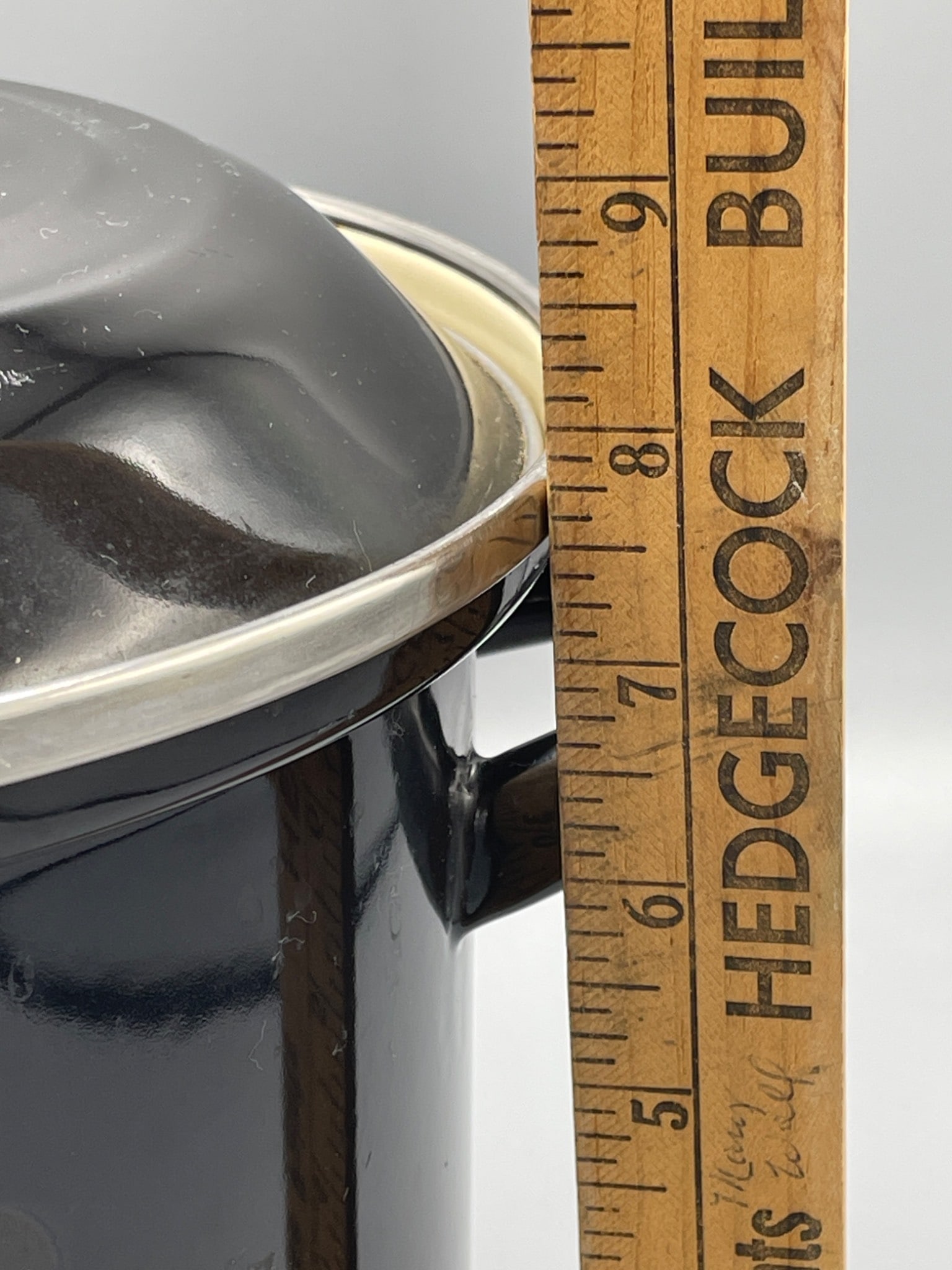 Le Creuset Enamel-on-Steel Stockpot with Lid, Black, Approx. 8-Inch Height - 6
