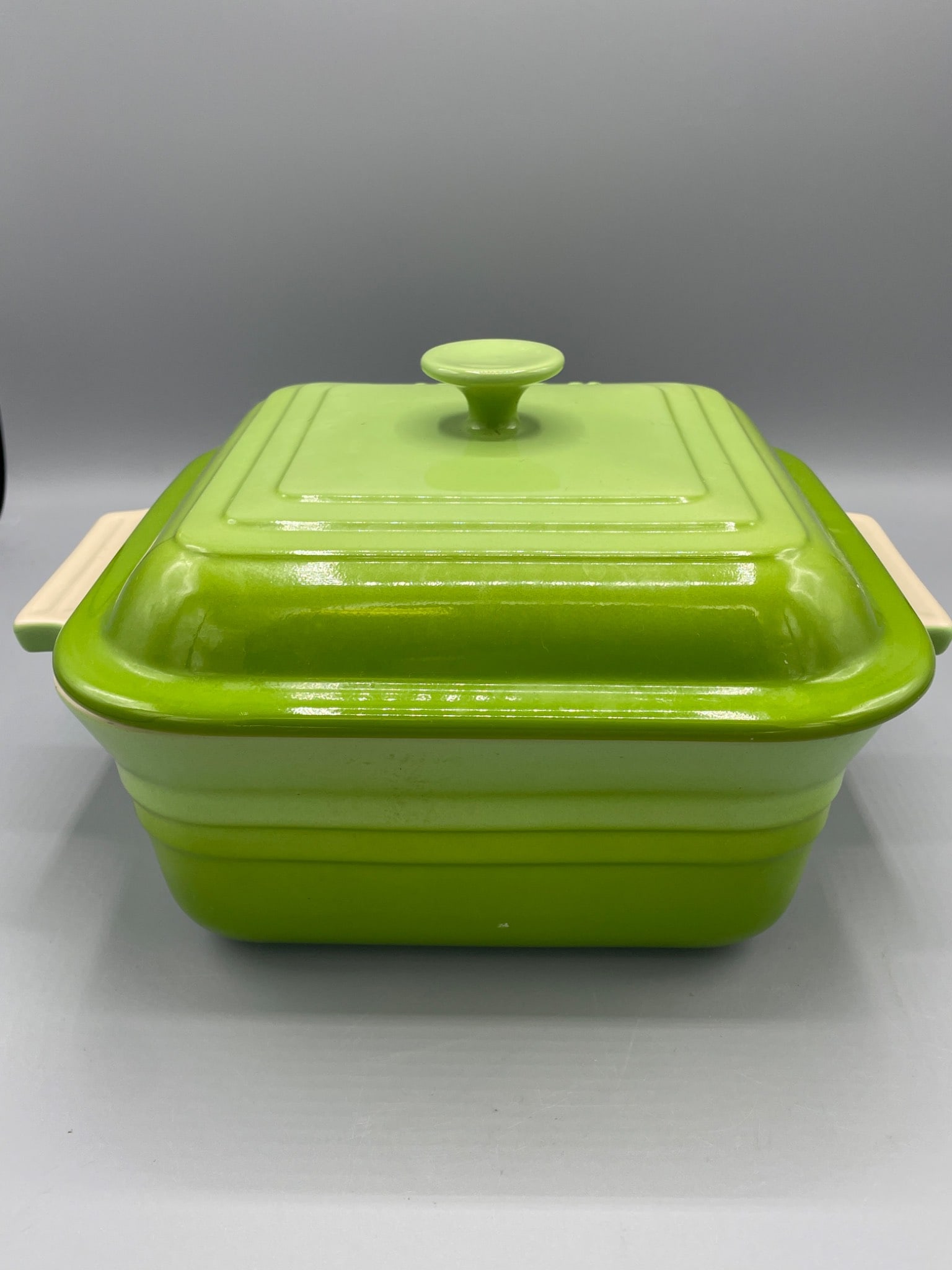 Le Creuset Lime Green Square Stoneware Covered Baker 9x9 Inch - 2