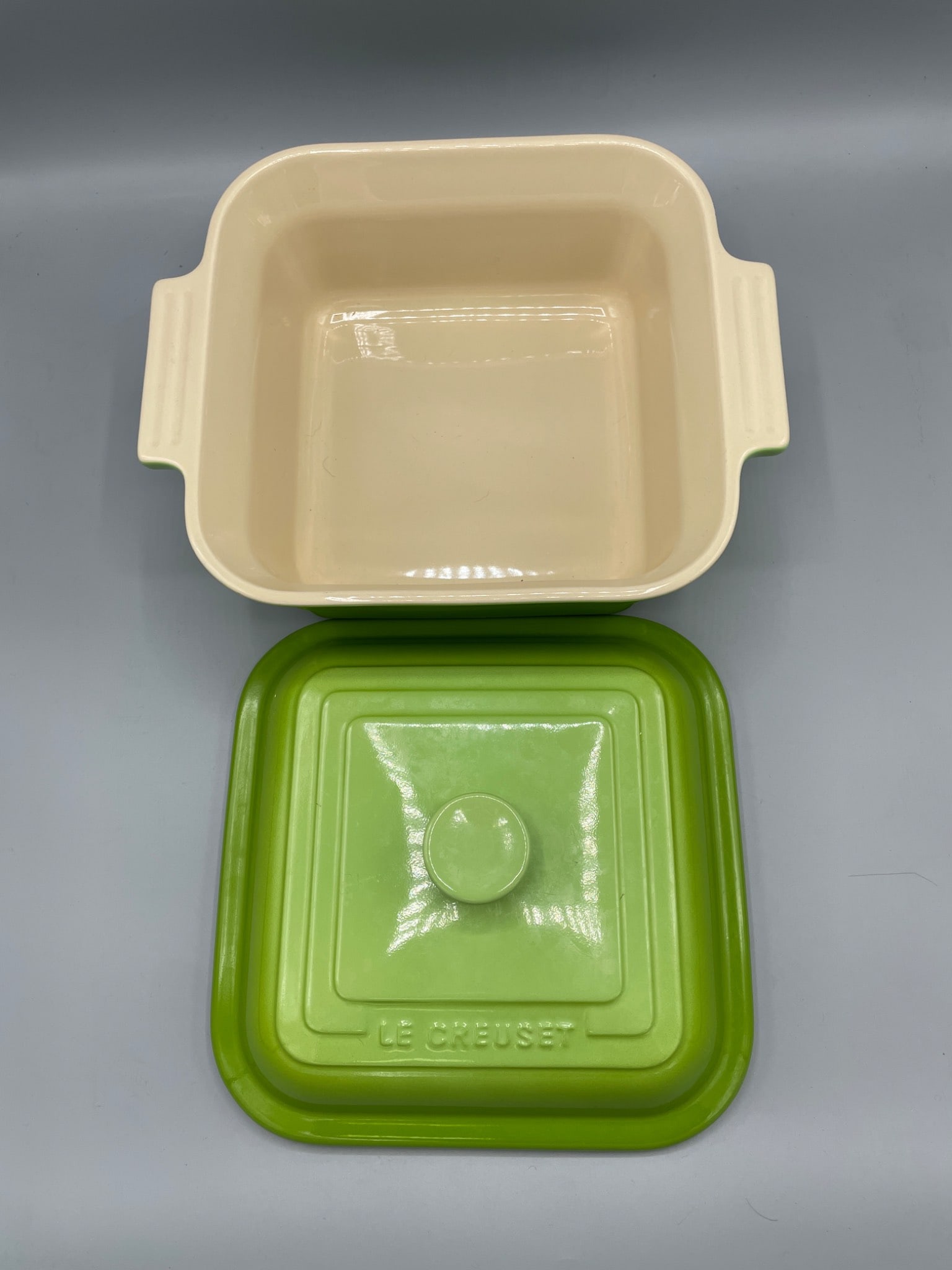 Le Creuset Lime Green Square Stoneware Covered Baker 9x9 Inch - 3