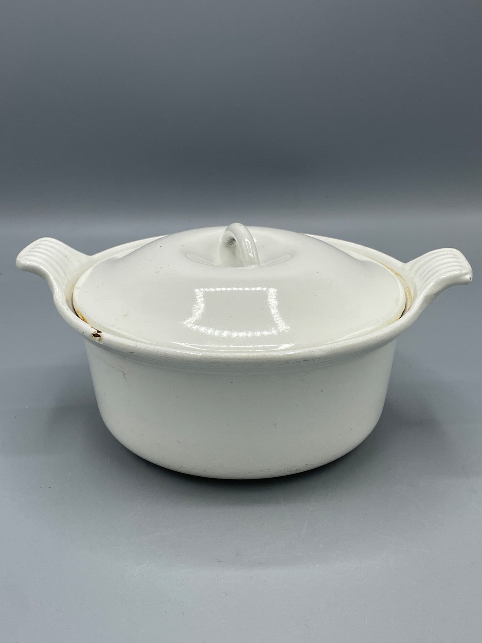 Le Creuset Enameled Cast Iron Casserole Dish With Lid, Size 18, Made in France (1 of 6)