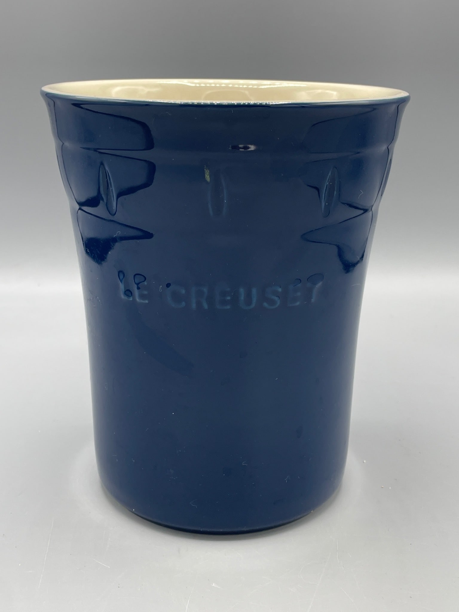 Le Creuset 1.5 Qt / 1.4 L Stoneware Utensil Crock in Blue (1 of 6)