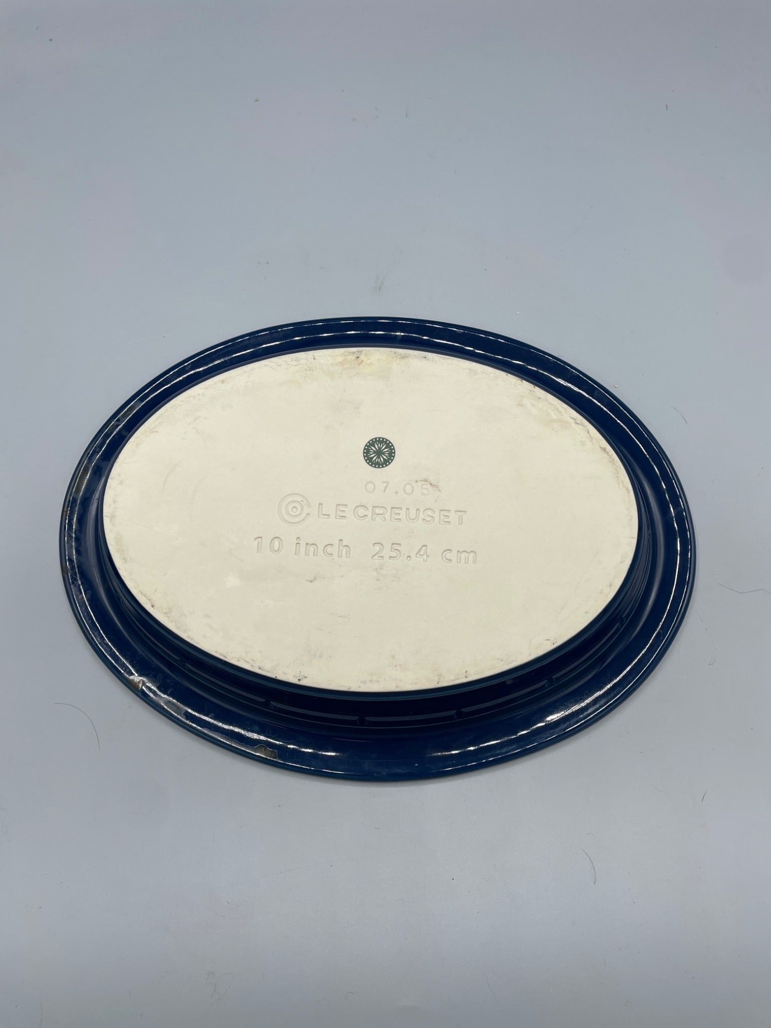 Le Creuset 10 Inch Oval Stoneware Dish in Blue - 3