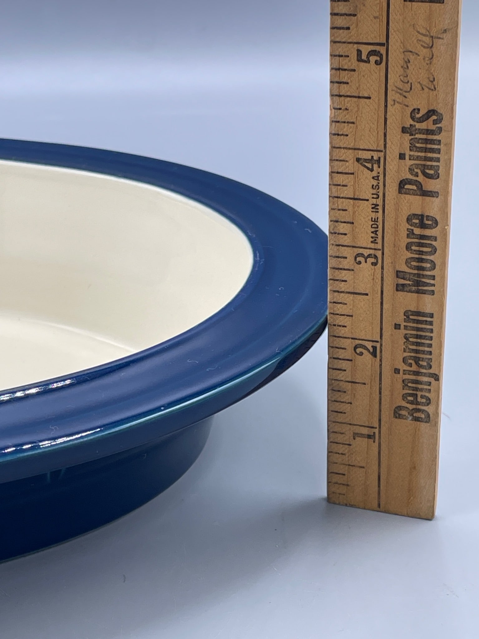Le Creuset 10 Inch Oval Stoneware Dish in Blue - 5