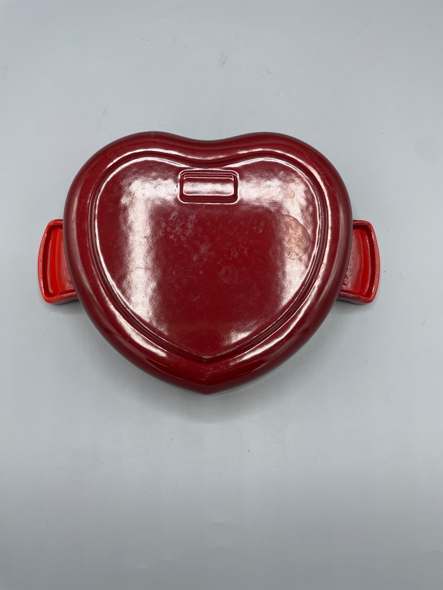 Le Creuset Red Heart-Shaped Cast Iron Enameled Baking Dish With Handles - 4