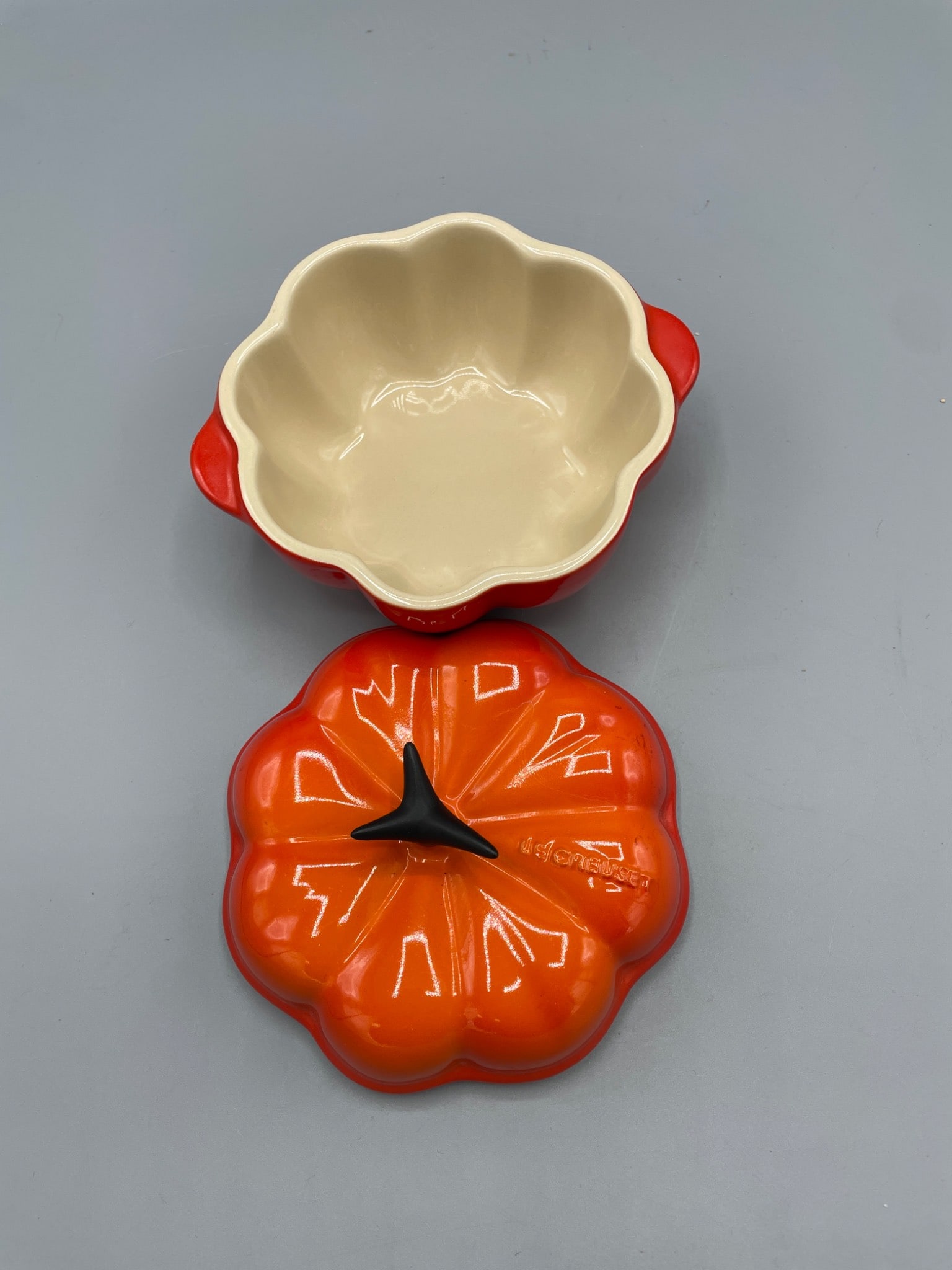 Le Creuset Pumpkin-Shaped Cast Iron Casserole Dish, Marked 0105 - 3
