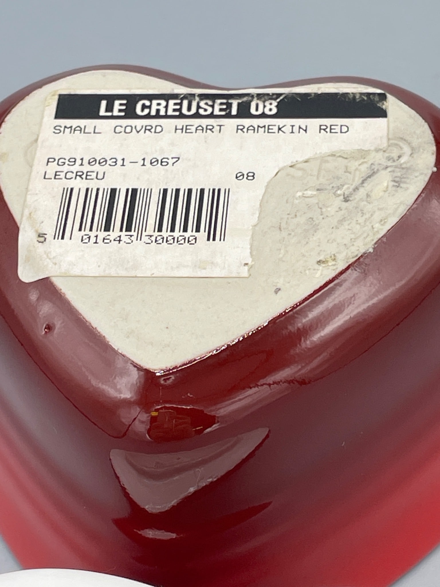 Le Creuset Small Covered Heart Ramekin in Red, Model PG910031-1067 - 6