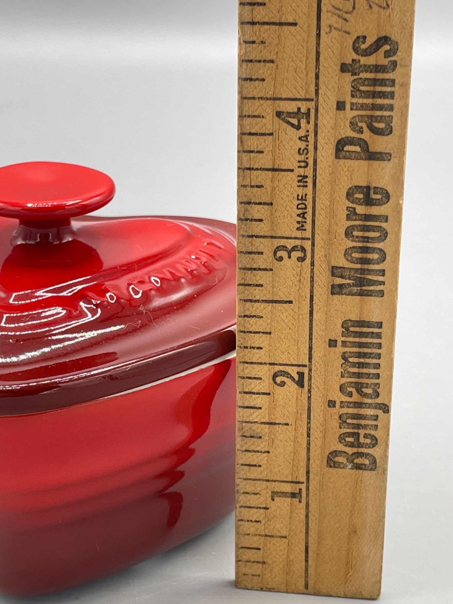 Le Creuset Small Covered Heart Ramekin in Red, Model PG910031-1067 - 7