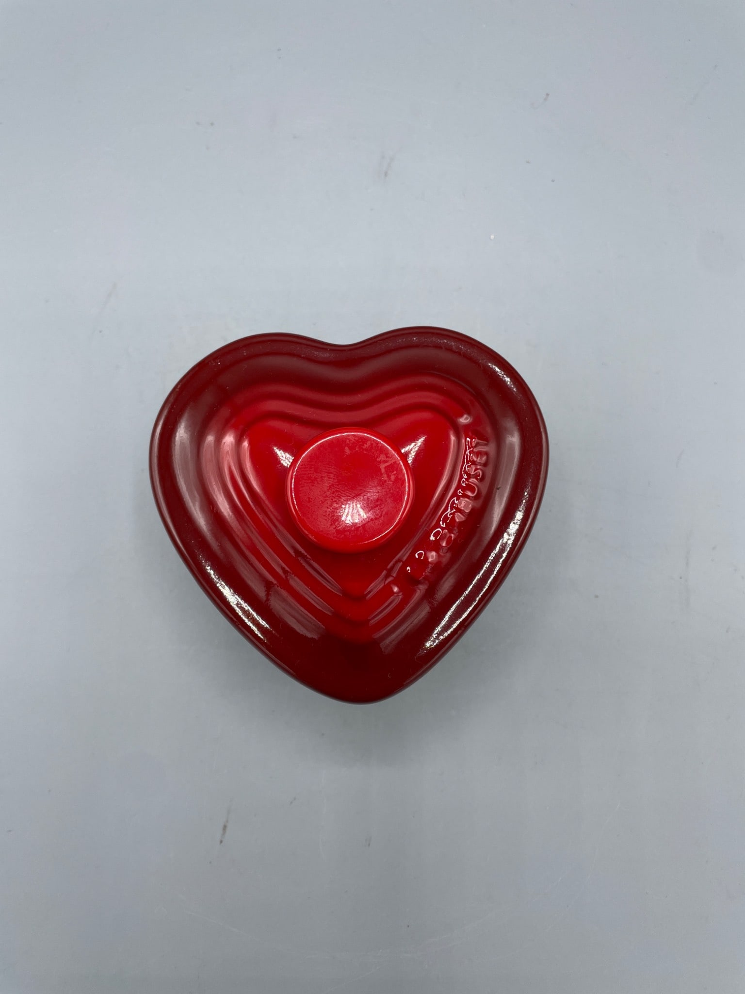 Le Creuset Heart-Shaped Stoneware Covered Dish, Red - 2