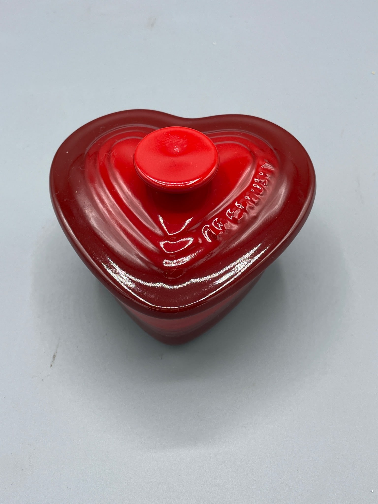 Le Creuset Heart-Shaped Stoneware Casserole Dish with Lid, Marked 0.642 (1 of 5)