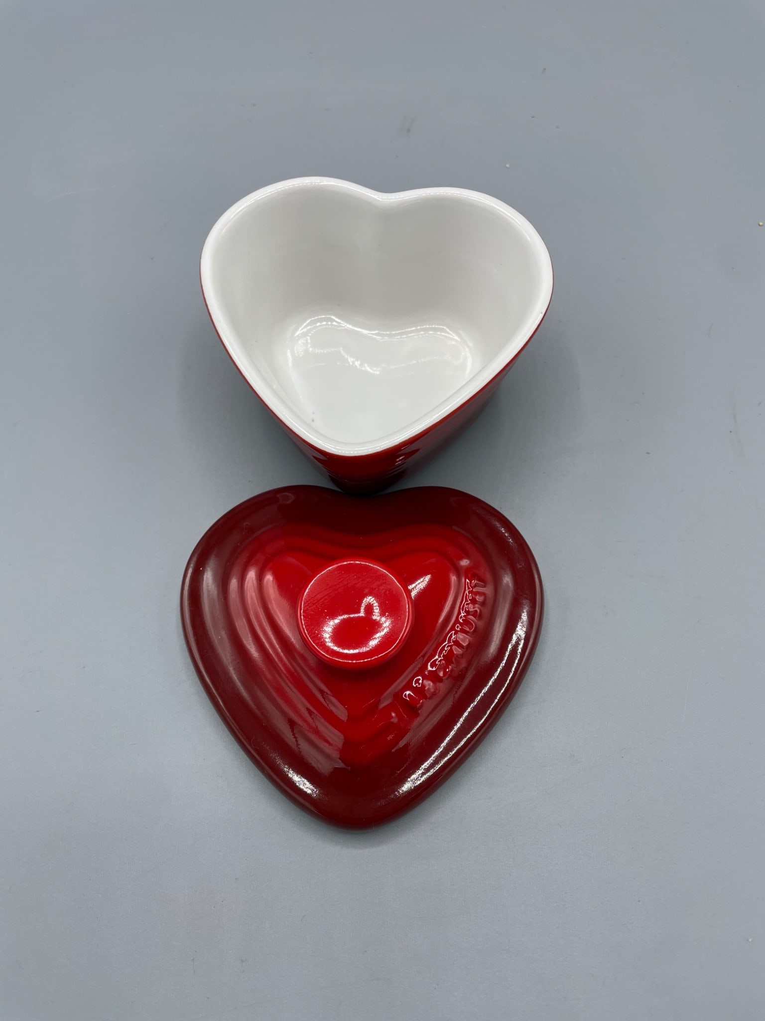Le Creuset Heart-Shaped Stoneware Casserole Dish with Lid, Marked 0.642 - 2
