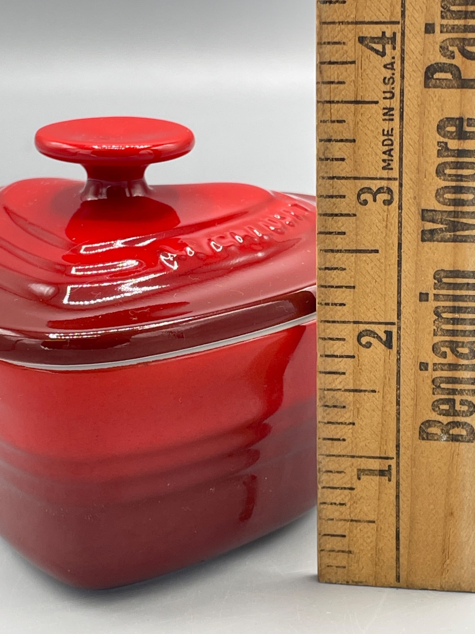 Le Creuset Heart-Shaped Stoneware Casserole Dish with Lid, Marked 0.642 - 5
