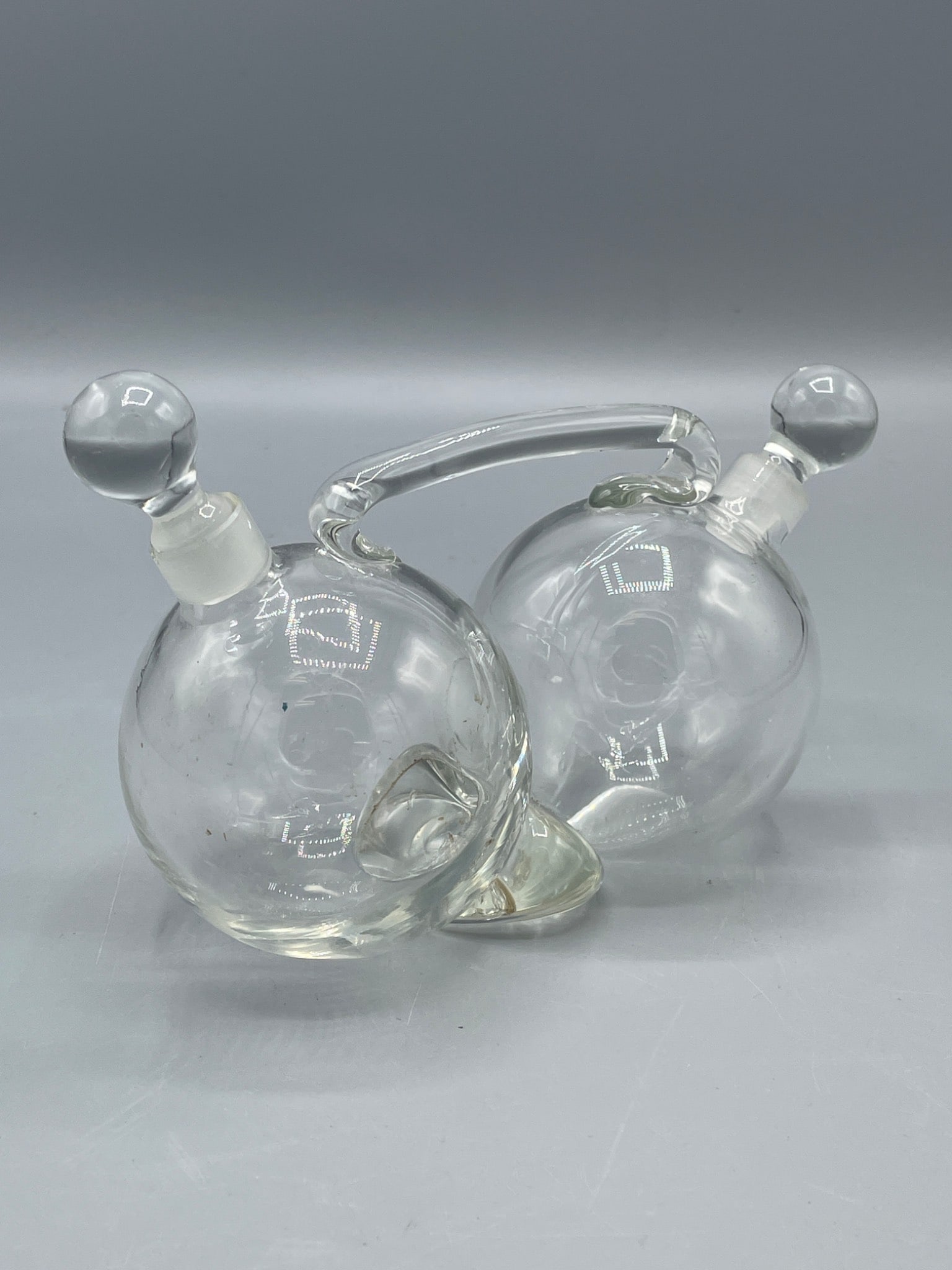 Dual-Chamber Glass Cruet With Stoppered Lids and Swing Handle - 2