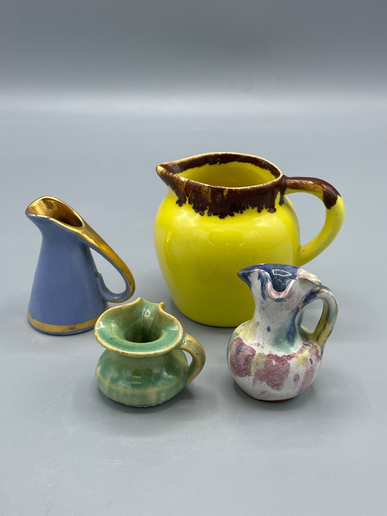 4 Ceramic Pitchers, Including Drake Hotel 1943 (1 of 6)