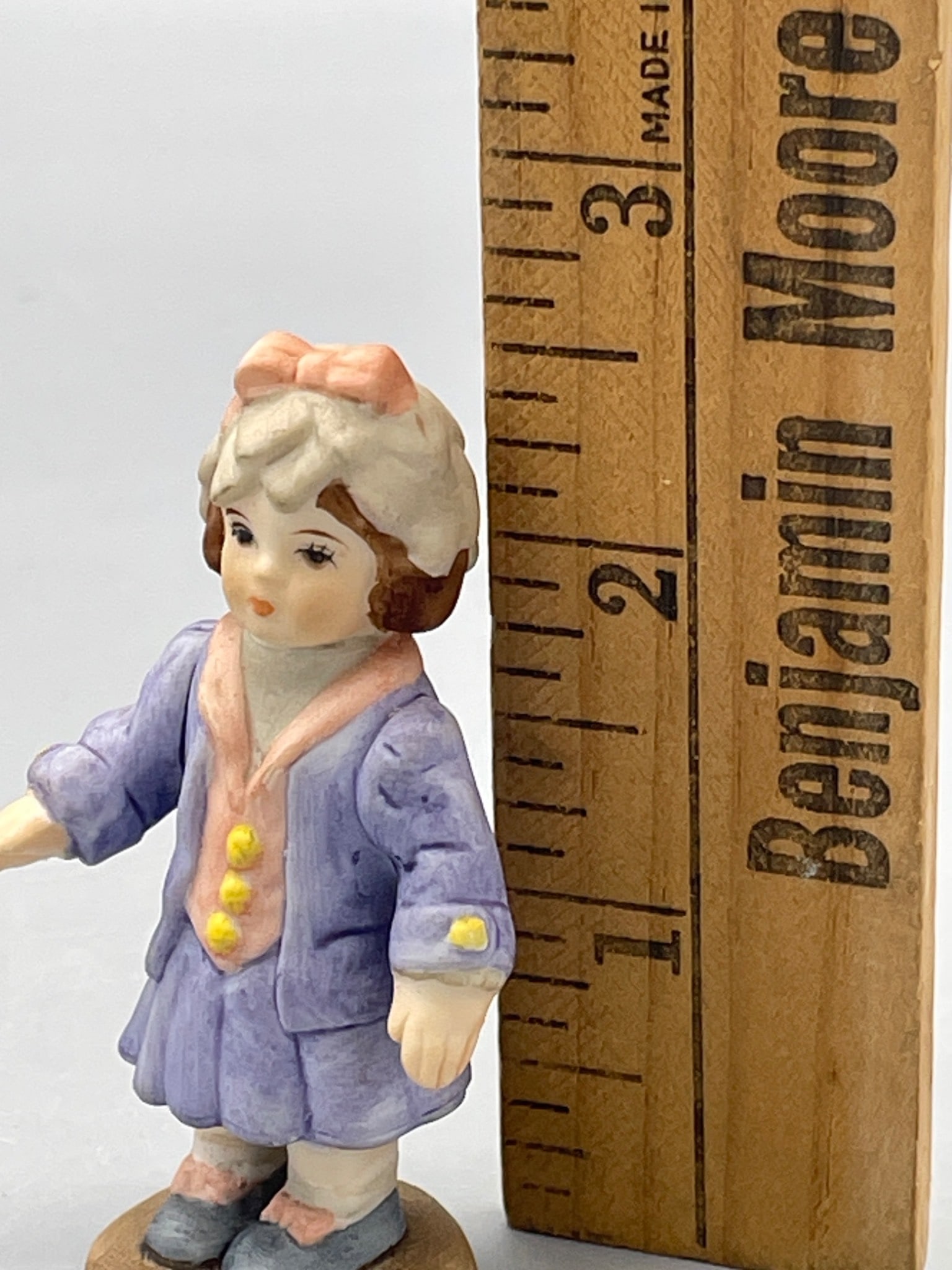 Charlotte H3806 Figurine by Giordano, 1986, Made in Korea - 4