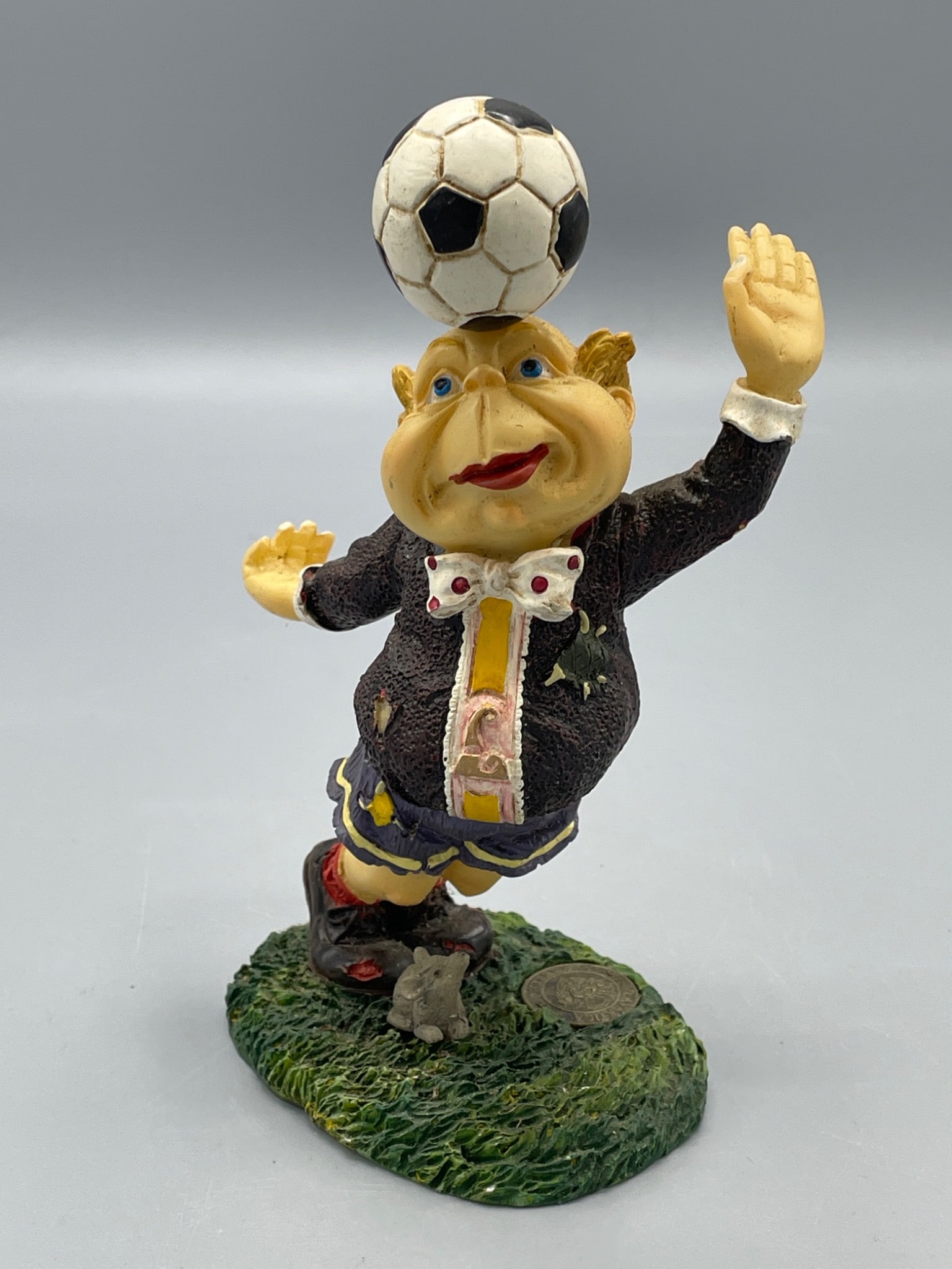 Leaf Products Laaf Collection Handcrafted Figurine, 1999, Model A17707: This is a handcrafted figurine from the Leaf Collection by Leaf Products, certified by de Efteling Holland. The piece is marked with edition/serial number A17707 and dated 1999. It features a figure b