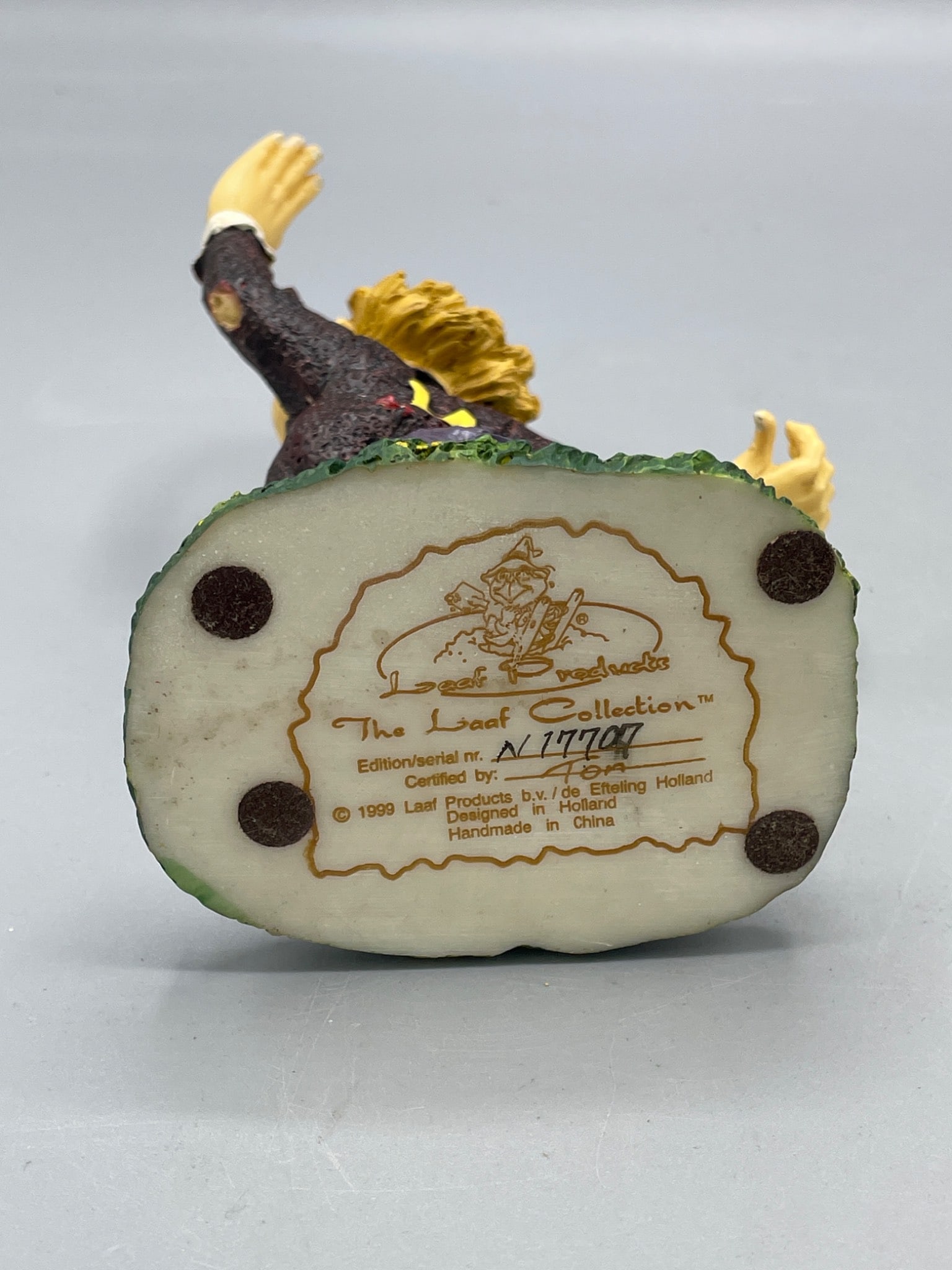 Leaf Products Laaf Collection Handcrafted Figurine, 1999, Model A17707 - 4