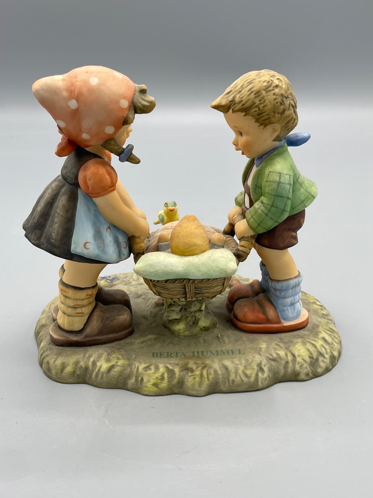 Special Delivery BH 10 Figurine by Goebel, 1996 - 2