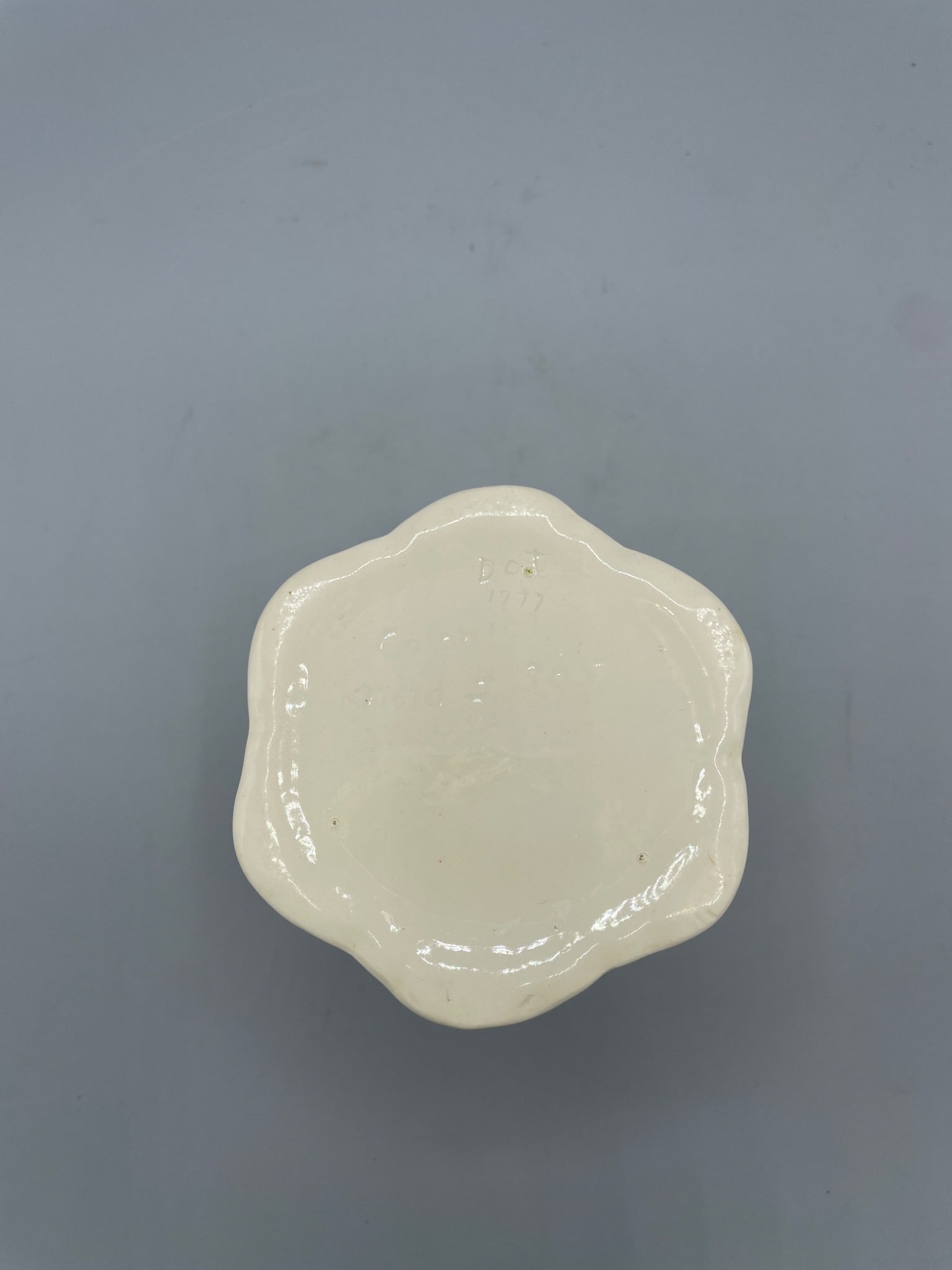 Colonial Mold USA Creamer Model 305 with Floral Design, 1937 - 4