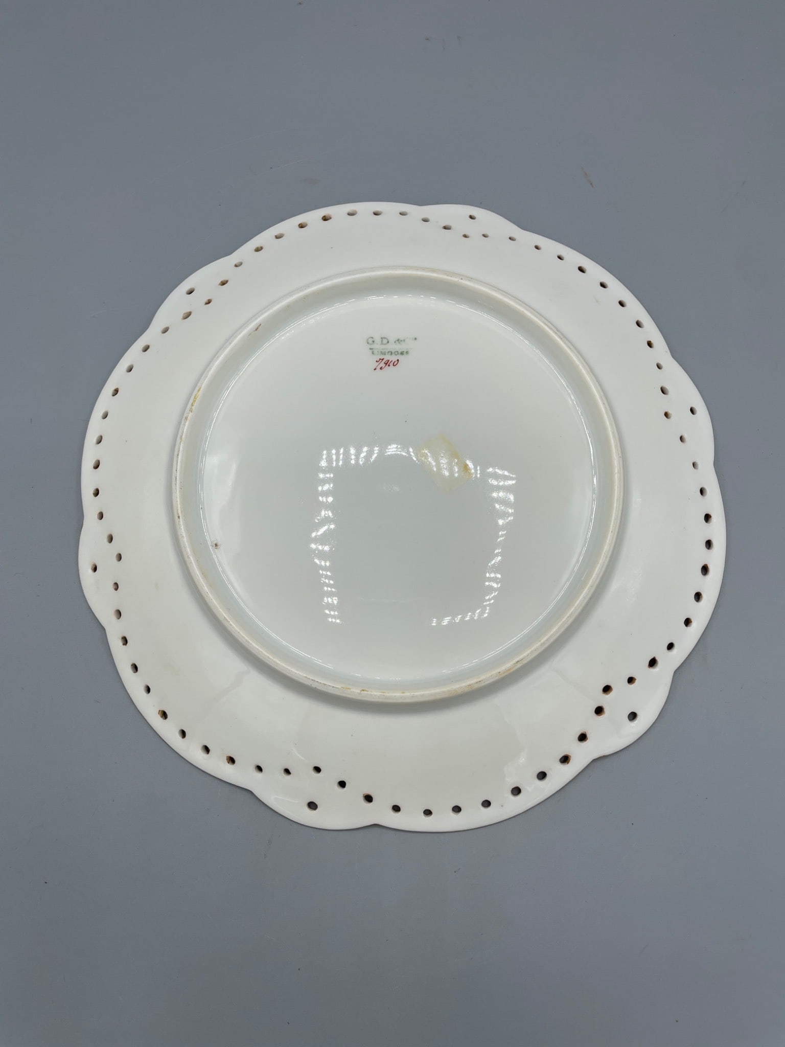 G.D. & Cie Limoges Porcelain Plate with Gold Floral Decoration - 3