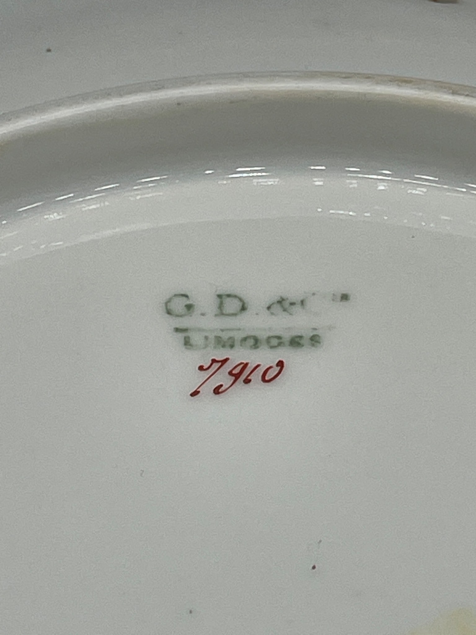 G.D. & Cie Limoges Porcelain Plate with Gold Floral Decoration - 4