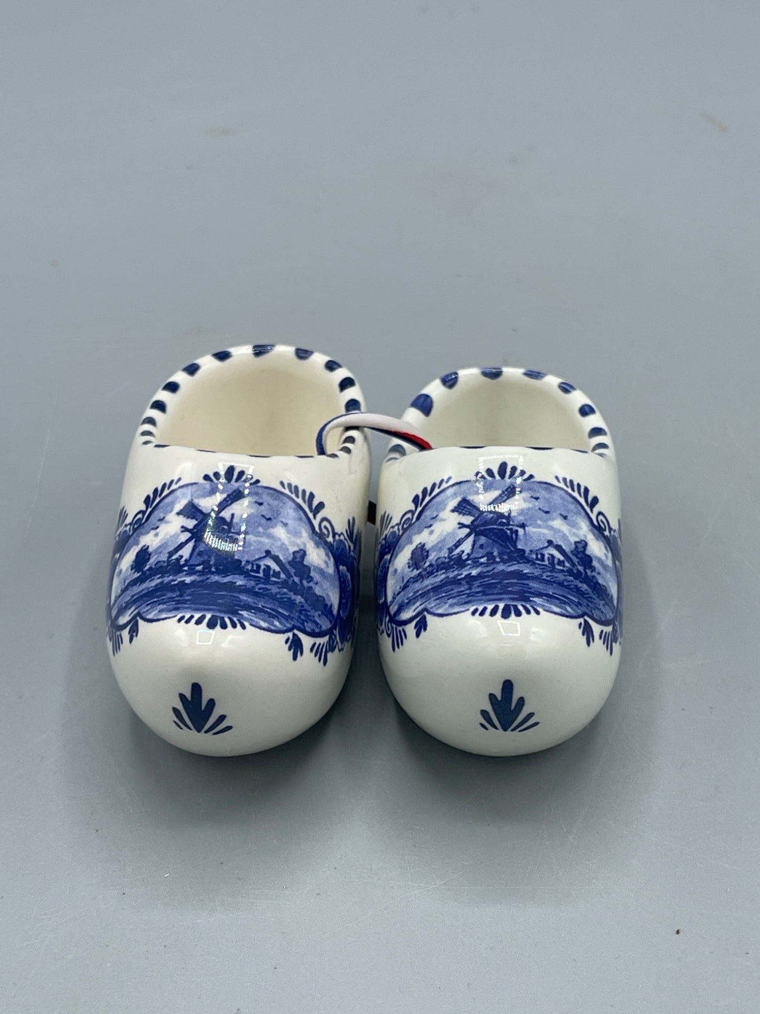Delft Holland Ceramic Clogs with Traditional Blue Windmill Design - 2