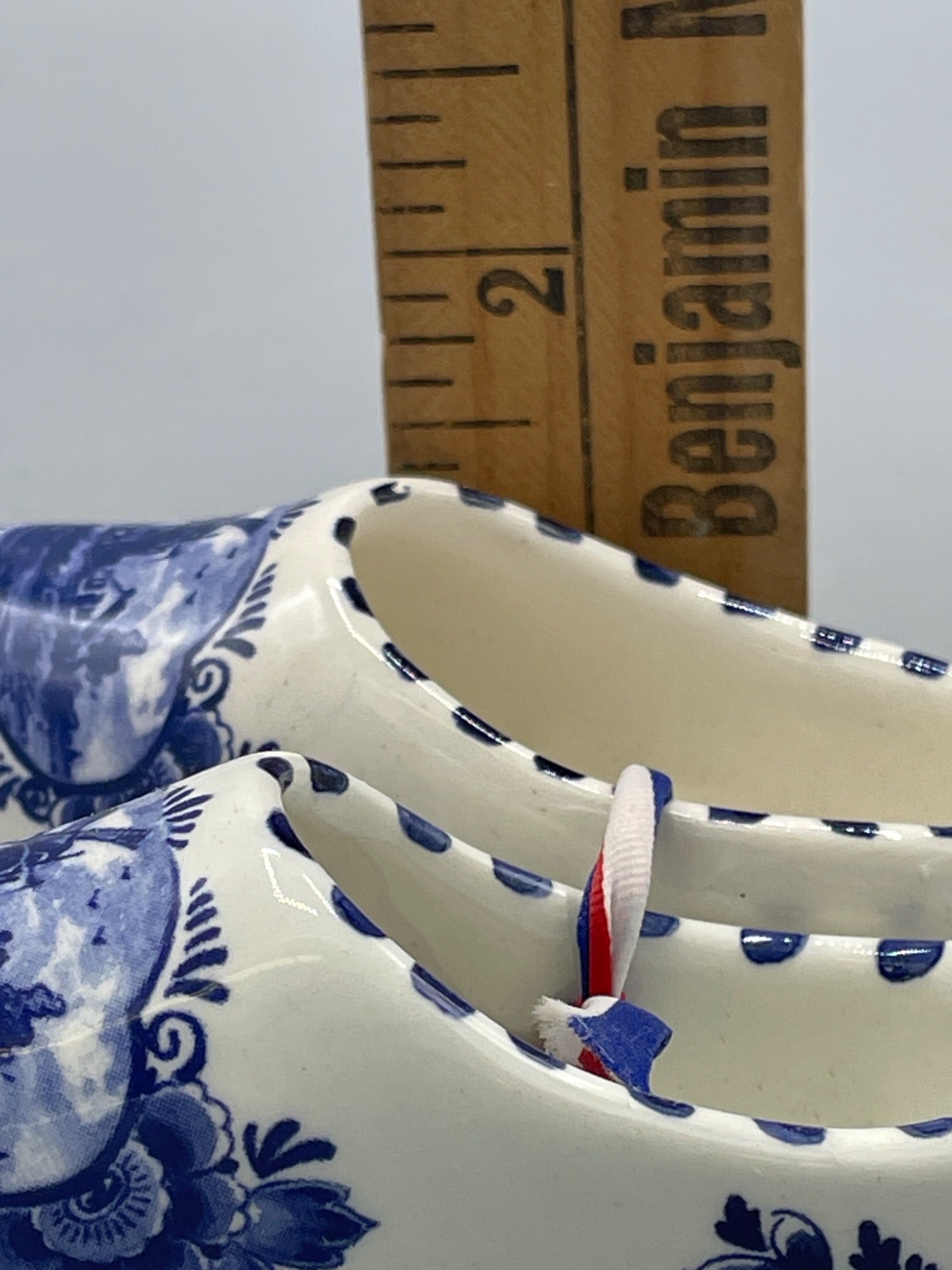 Delft Holland Ceramic Clogs with Traditional Blue Windmill Design - 6