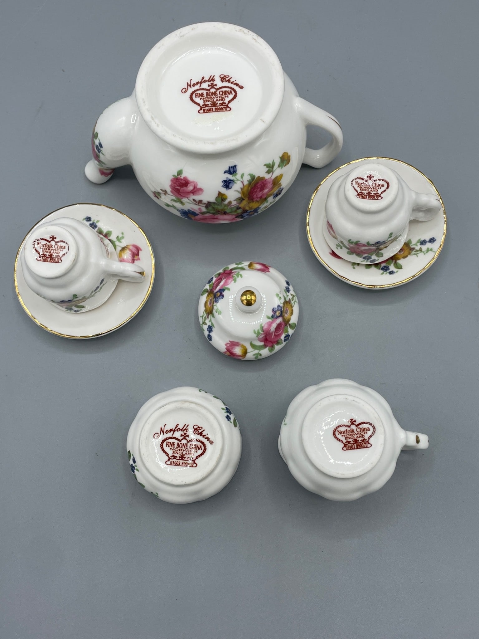 Norfolk China Fine Bone China Floral Tea Set, 5-Piece Collection - 4