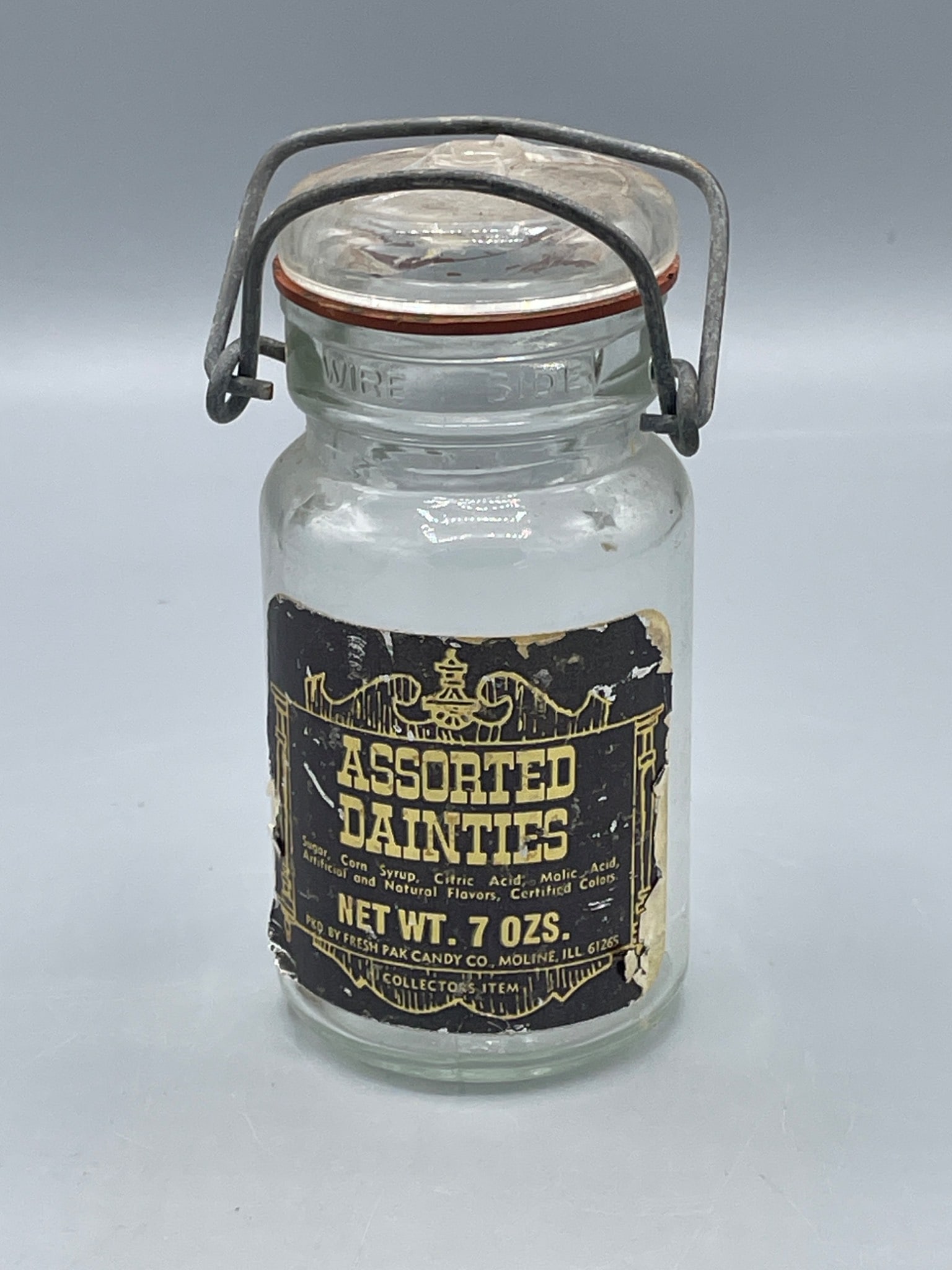 Fresh Pak Candy Co. Assorted Dainties Glass Jar with Wire Bail Closure (1 of 5)