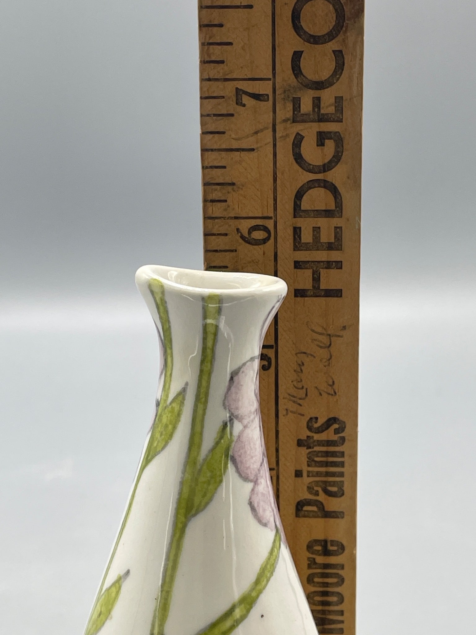 Porcelain Vase with Floral Design, Marked '74 878' - 5