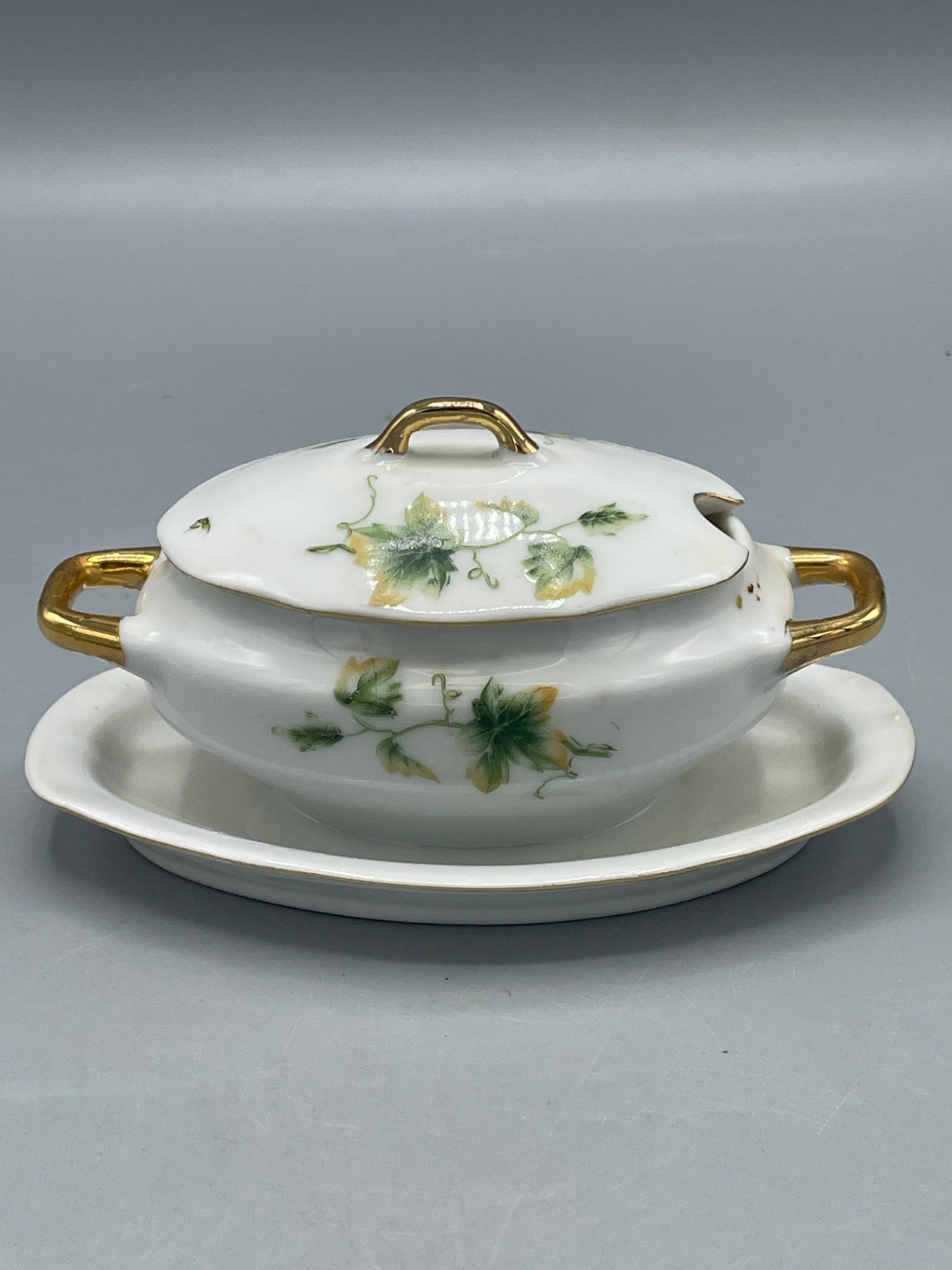 Porcelain Tureen with Lid and Tray, Royal Crown Marked 1446 - 2