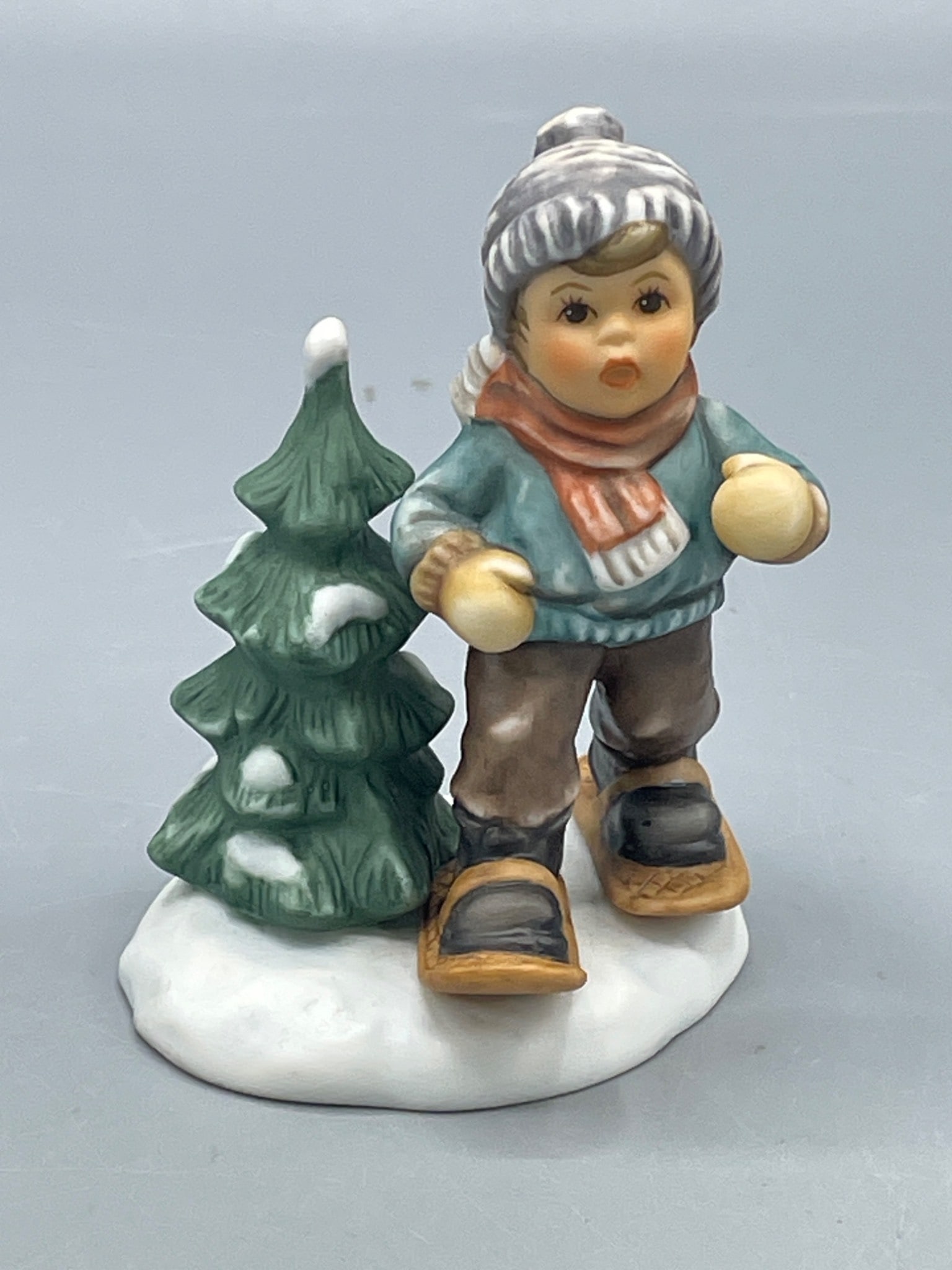 Berta Hummel Goebel Figurine 'Dashing Through the Snow' BH 99/P, 2001 (1 of 5)