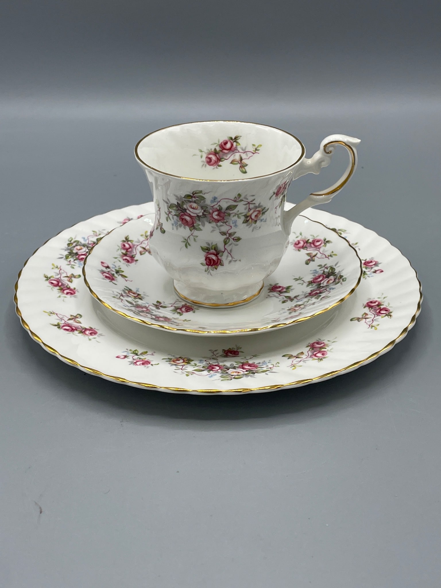 Royal Crest Fine Bone China Tea Set, Made in England, 3-Piece Set (1 of 9)