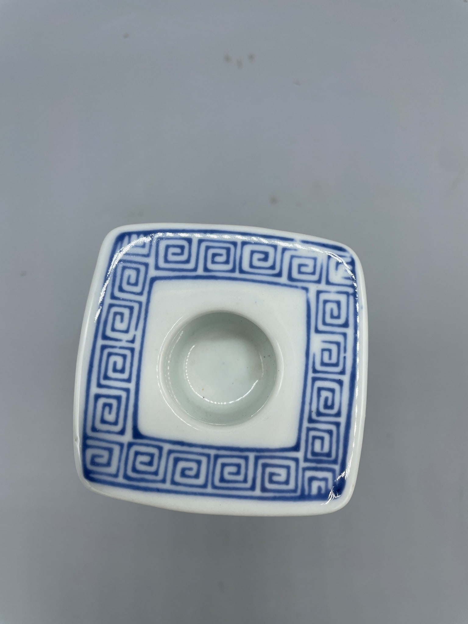Blue and White Porcelain Vase with Square Opening and Stylized Bamboo Motif - 3